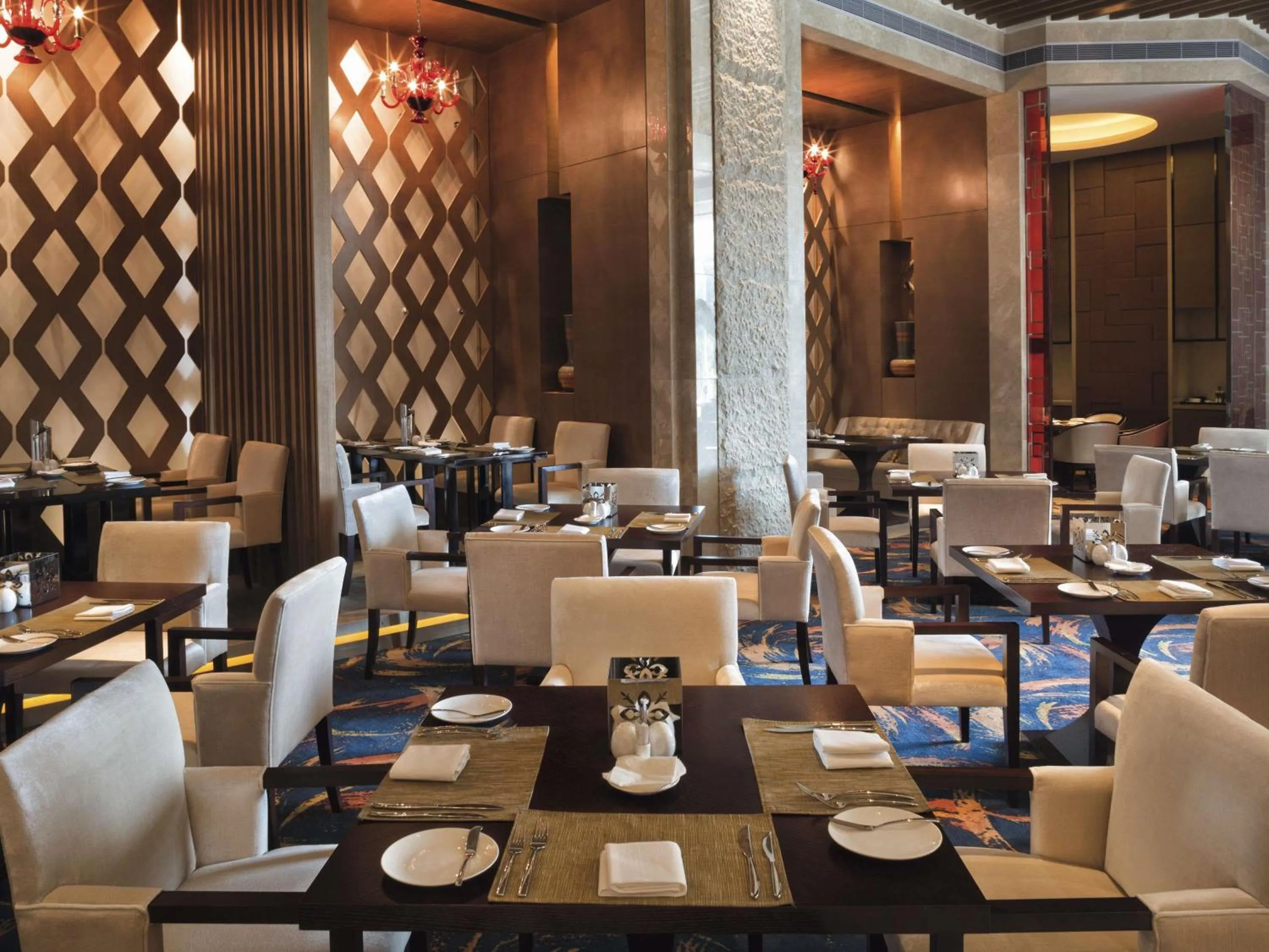 Restaurant/places to eat in Movenpick Hotel Enshi