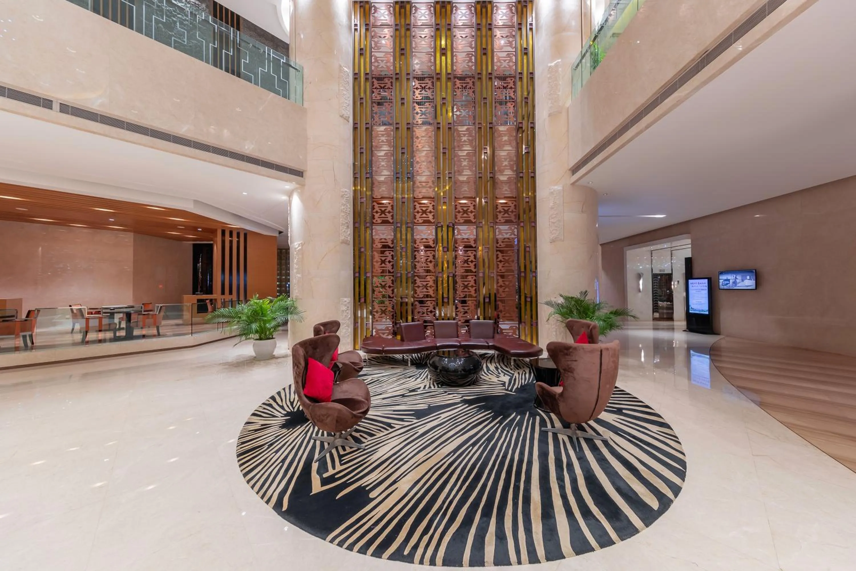 Lobby or reception in Movenpick Hotel Enshi