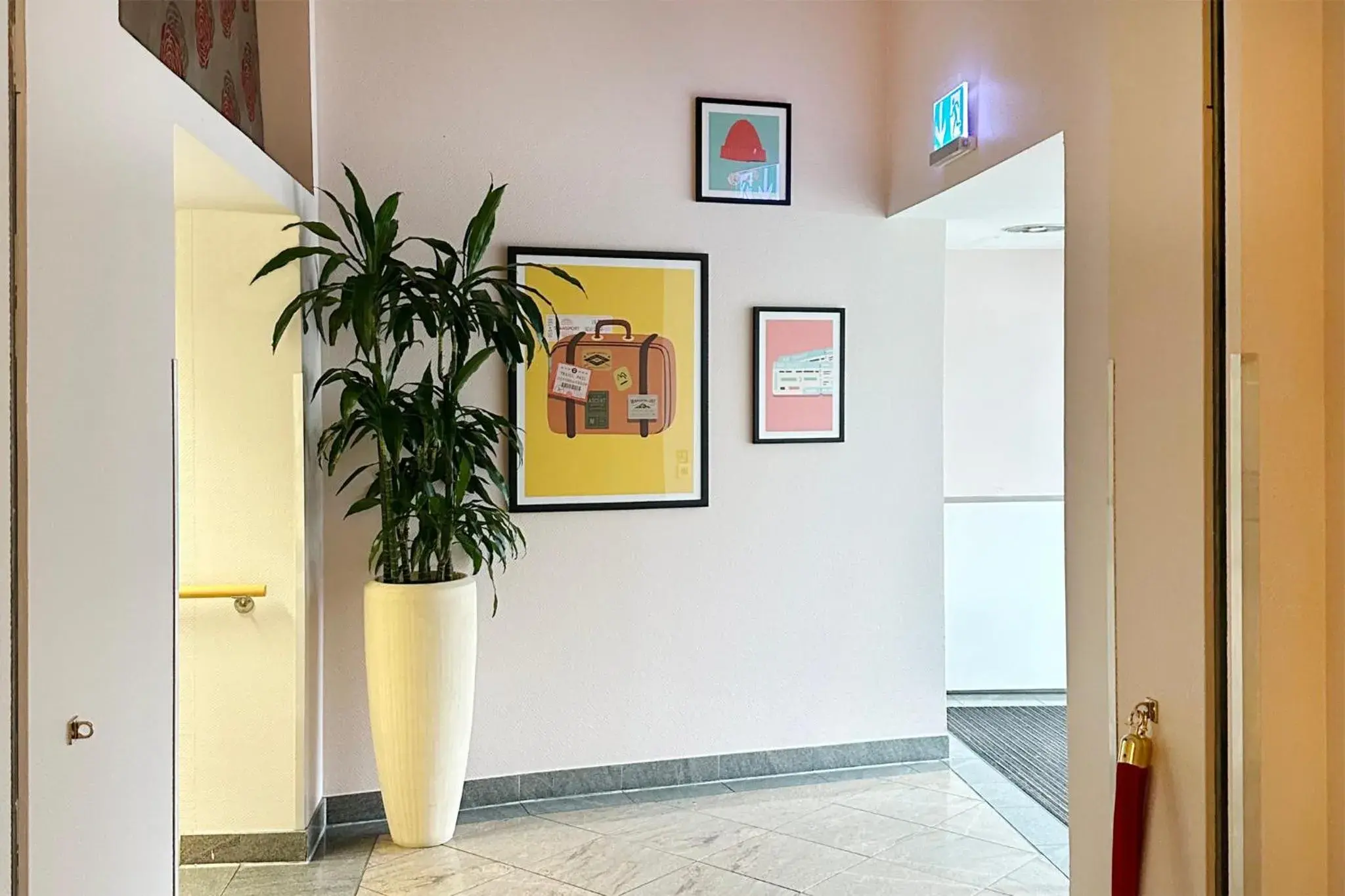 Property building in Garner Hotel Essen - Handelshof by IHG Property building in Garner Hotel Essen - Handelshof by IHG