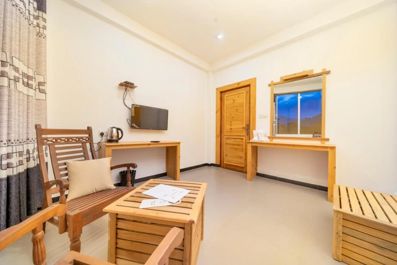 TV and multimedia in 3 Arch Resort Ella