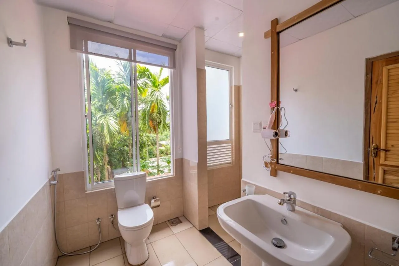 Shower in 3 Arch Resort Ella