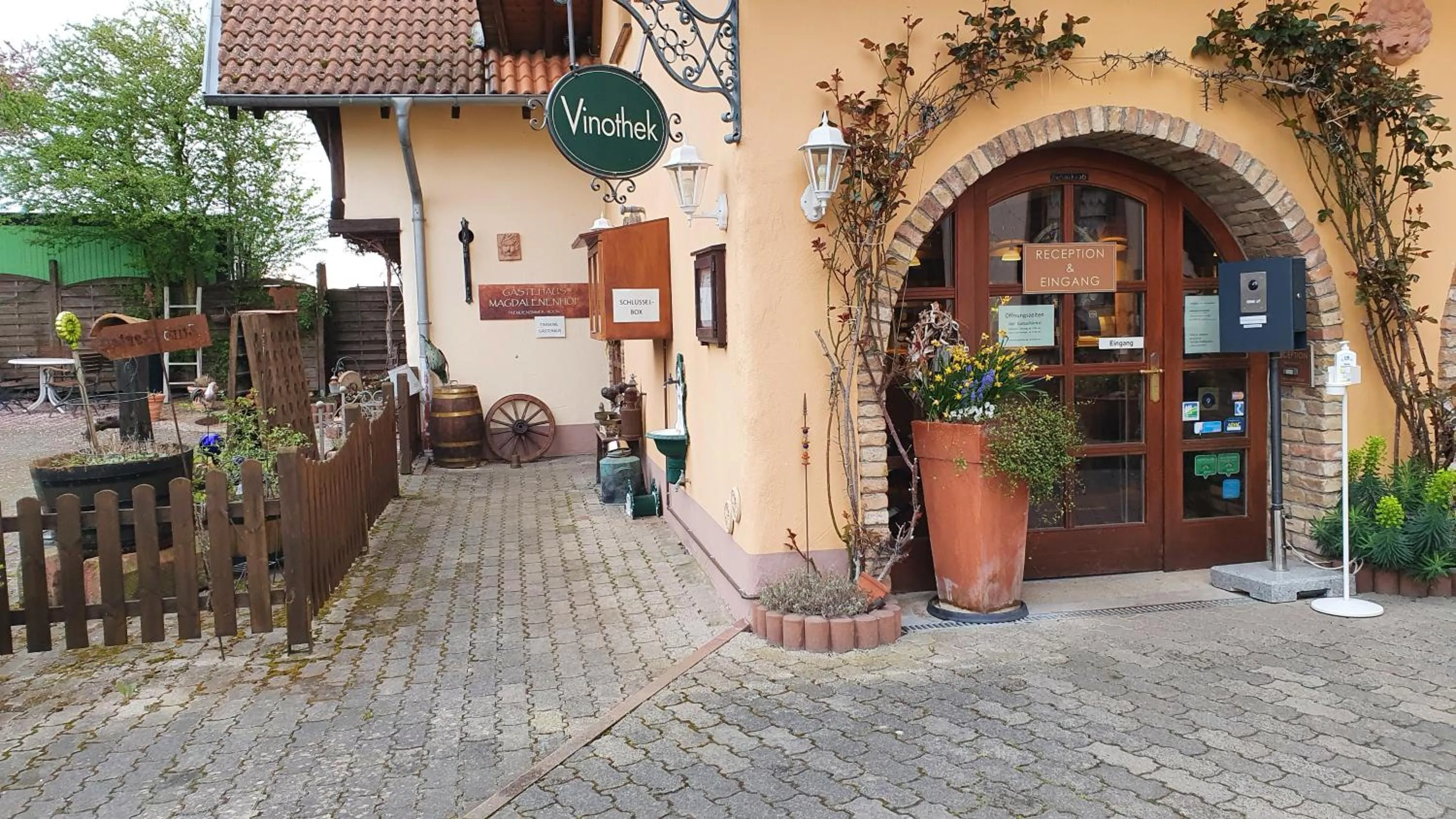 Property building in Weingut Magdalenenhof