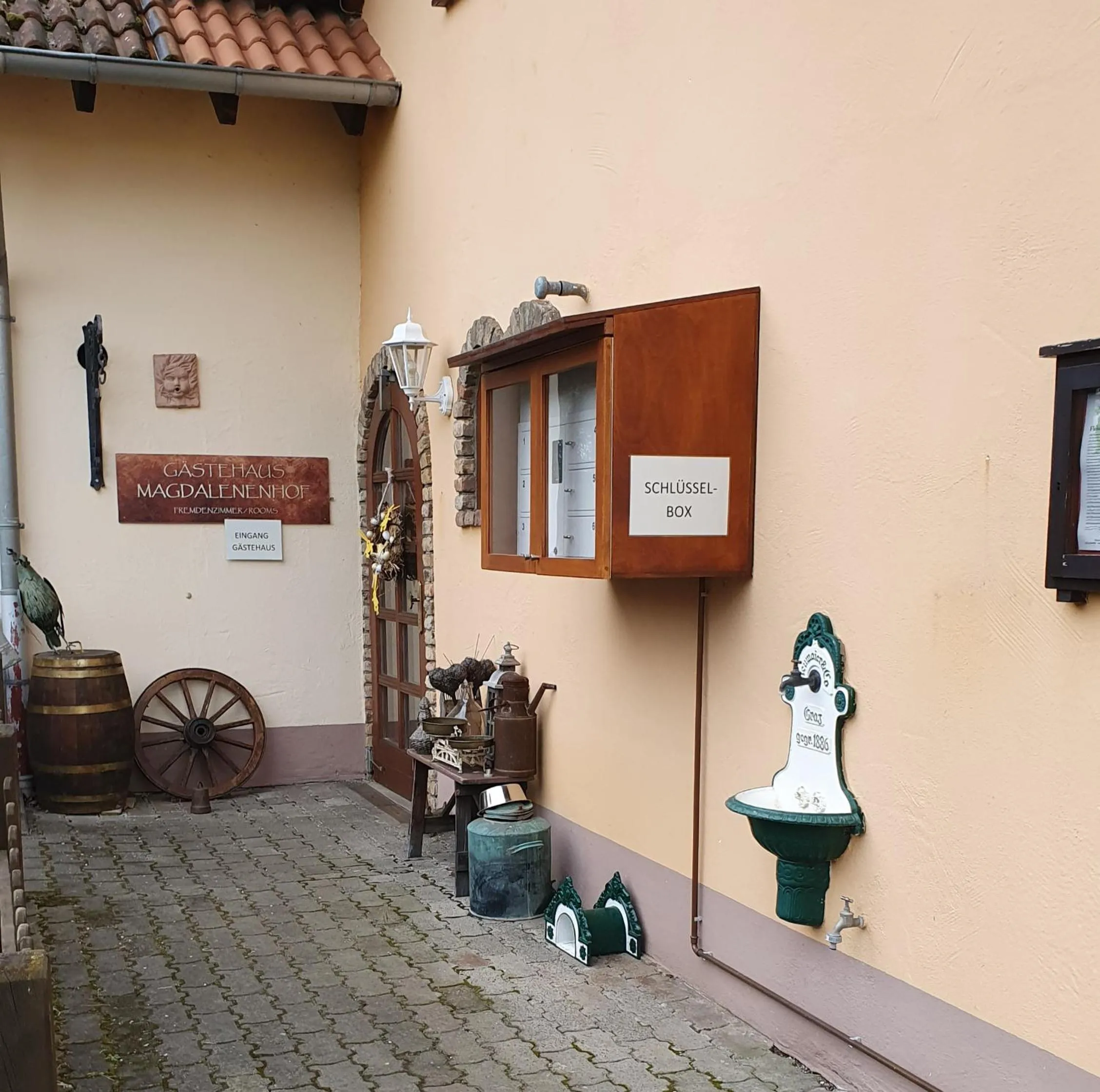 Property building in Weingut Magdalenenhof