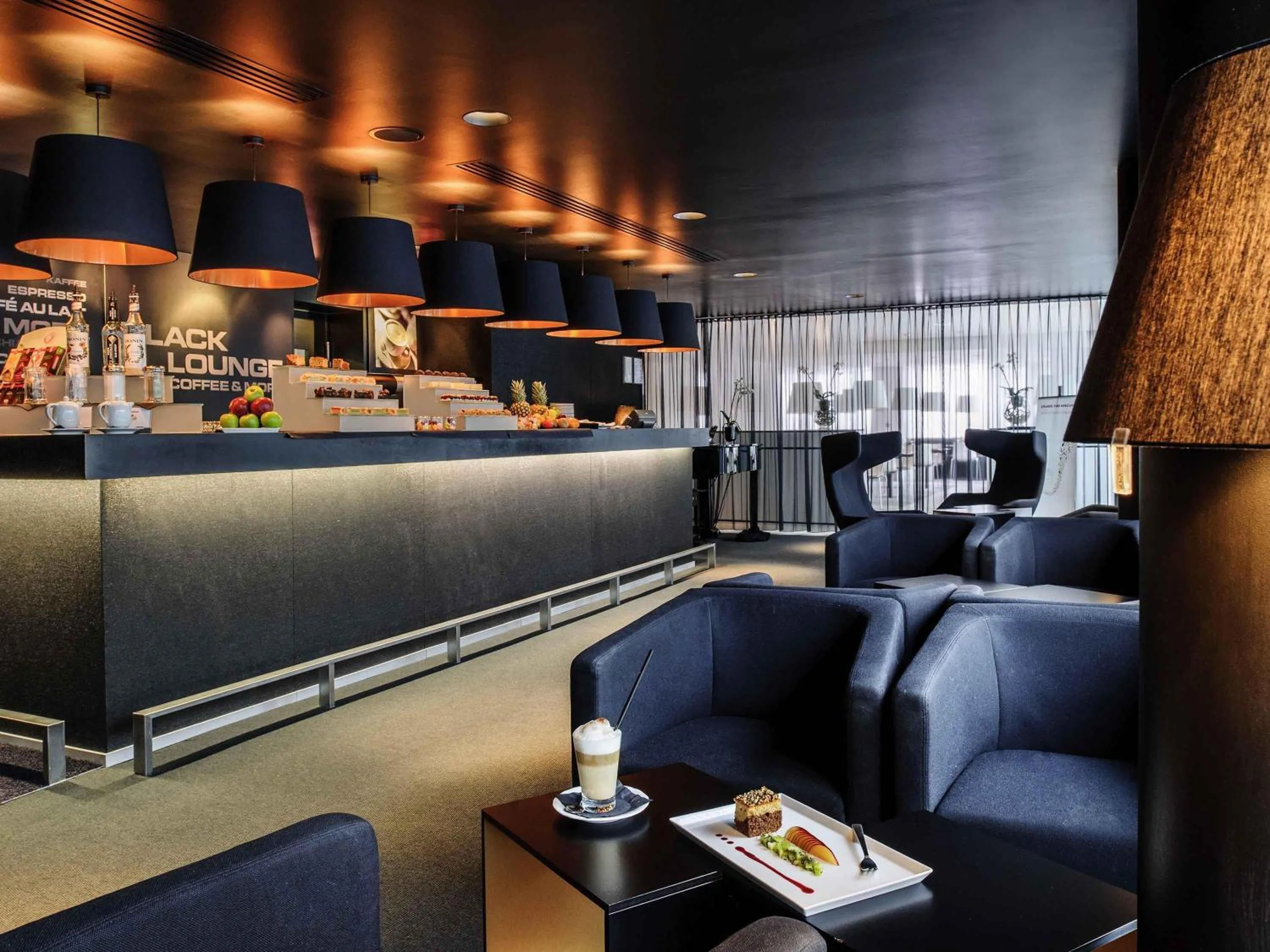 Lounge or bar in Congress Hotel Mercure Nürnberg an der Messe