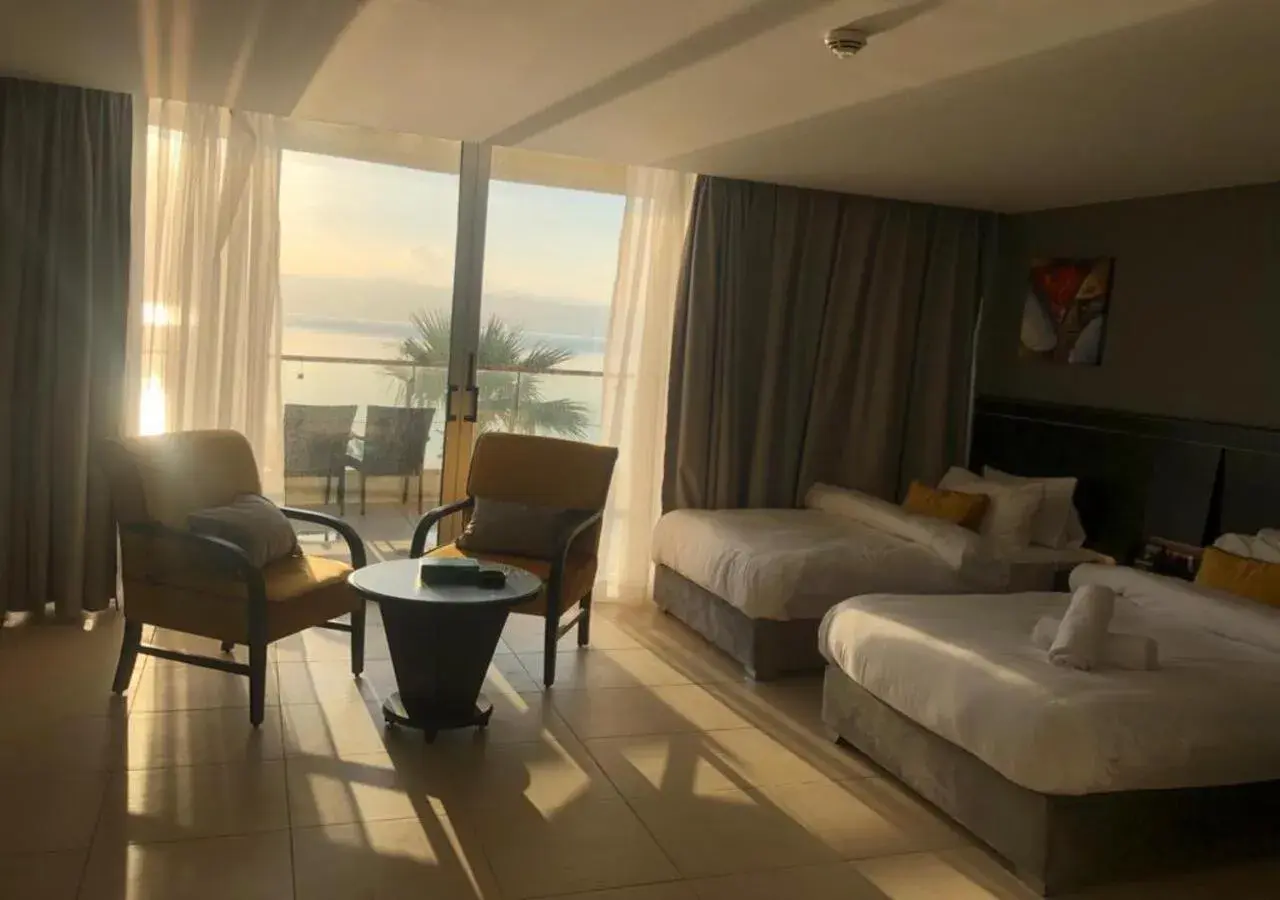 Standard Twin Room with Sea View in O Beach Hotel & Resort Standard Twin Room with Sea View in O Beach Hotel & Resort
