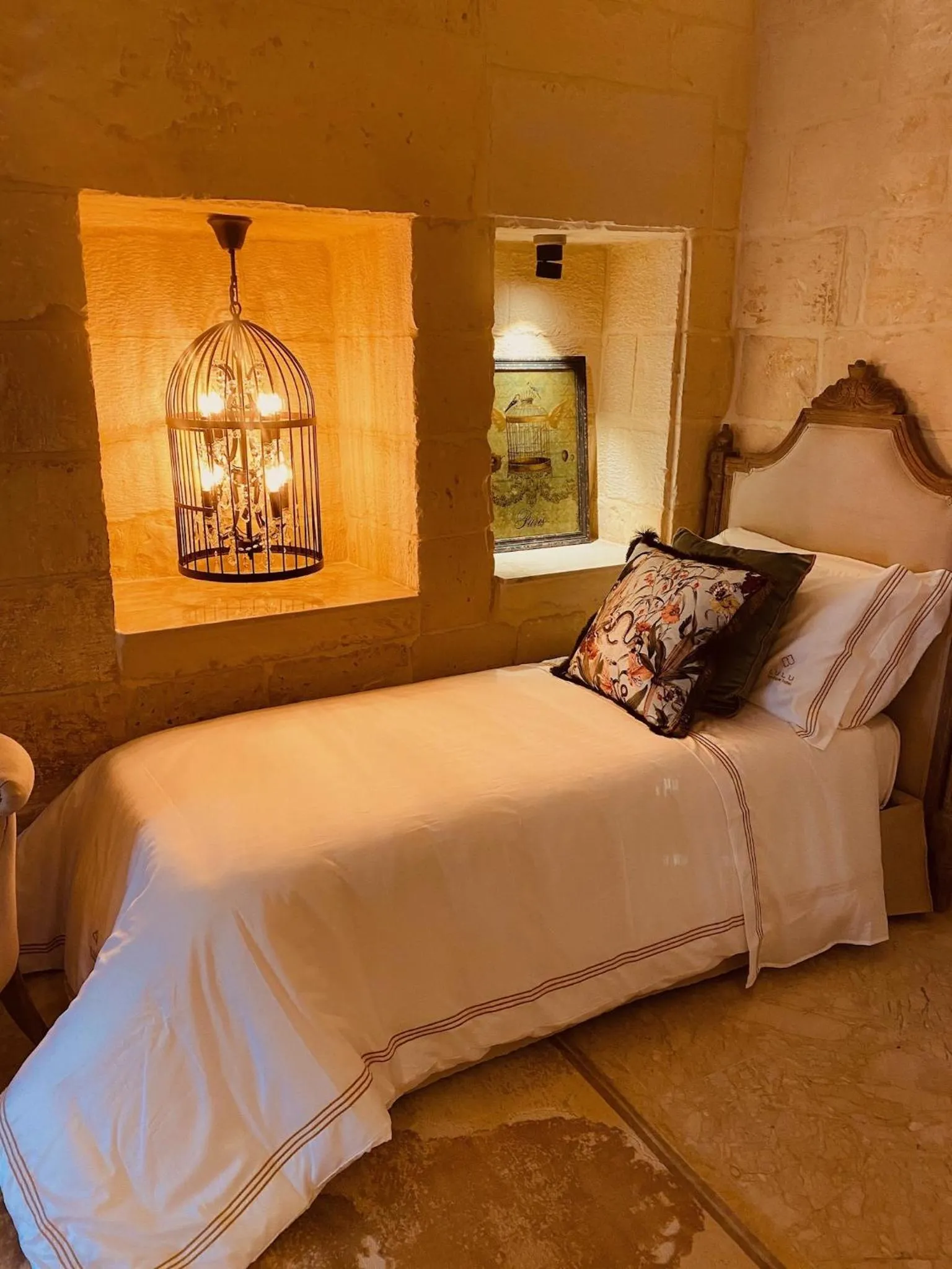 Bed in Lulu Boutique Hotel