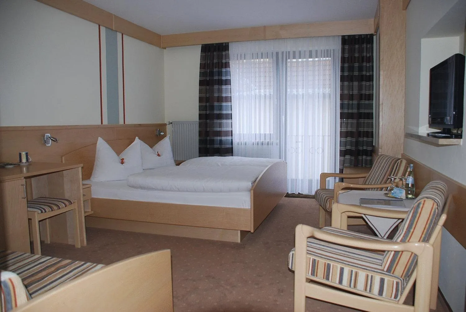 Bed in Hotel Königsteiner Hof