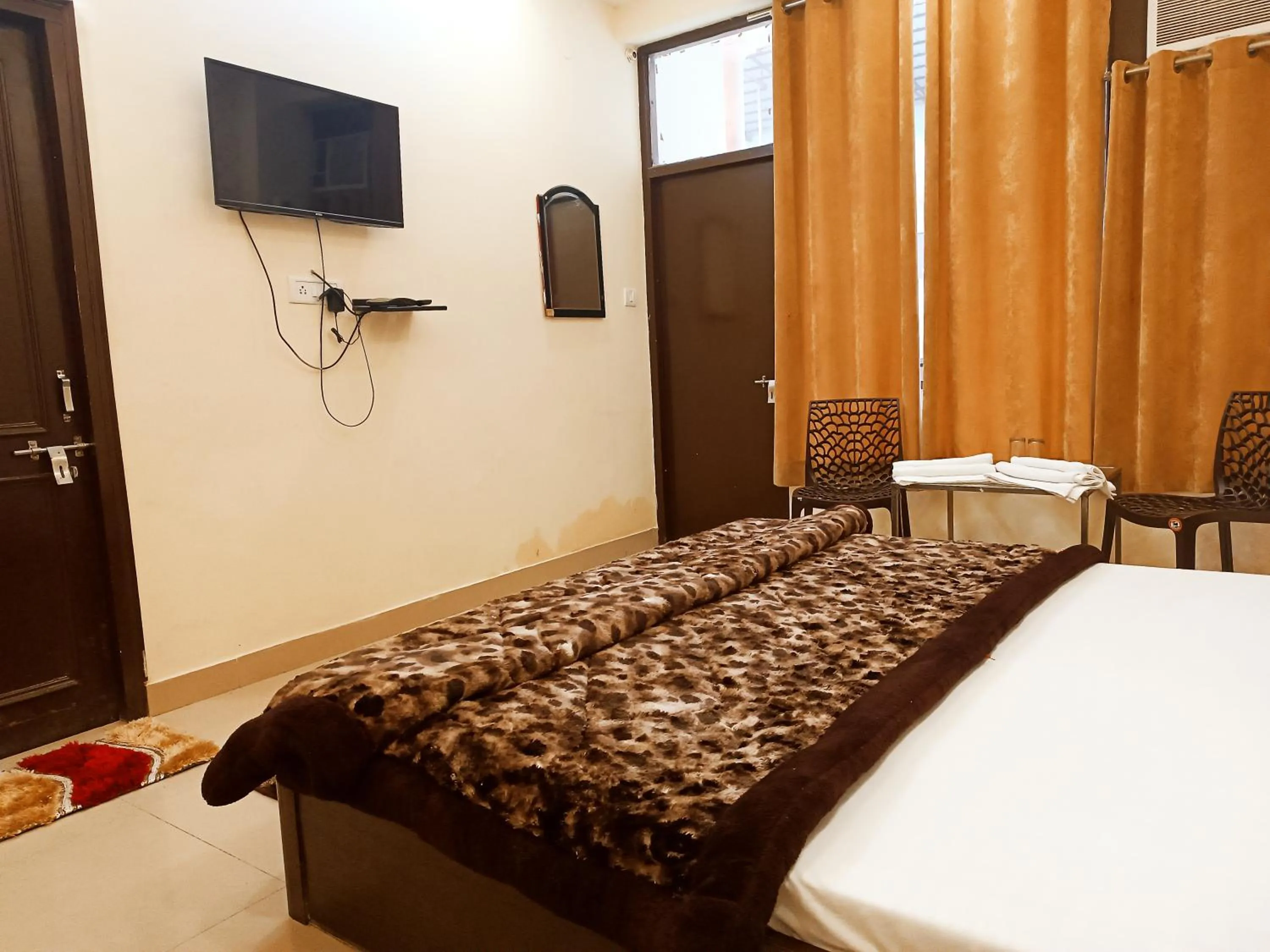 TV and multimedia, Bed in Hotel Orange Classic