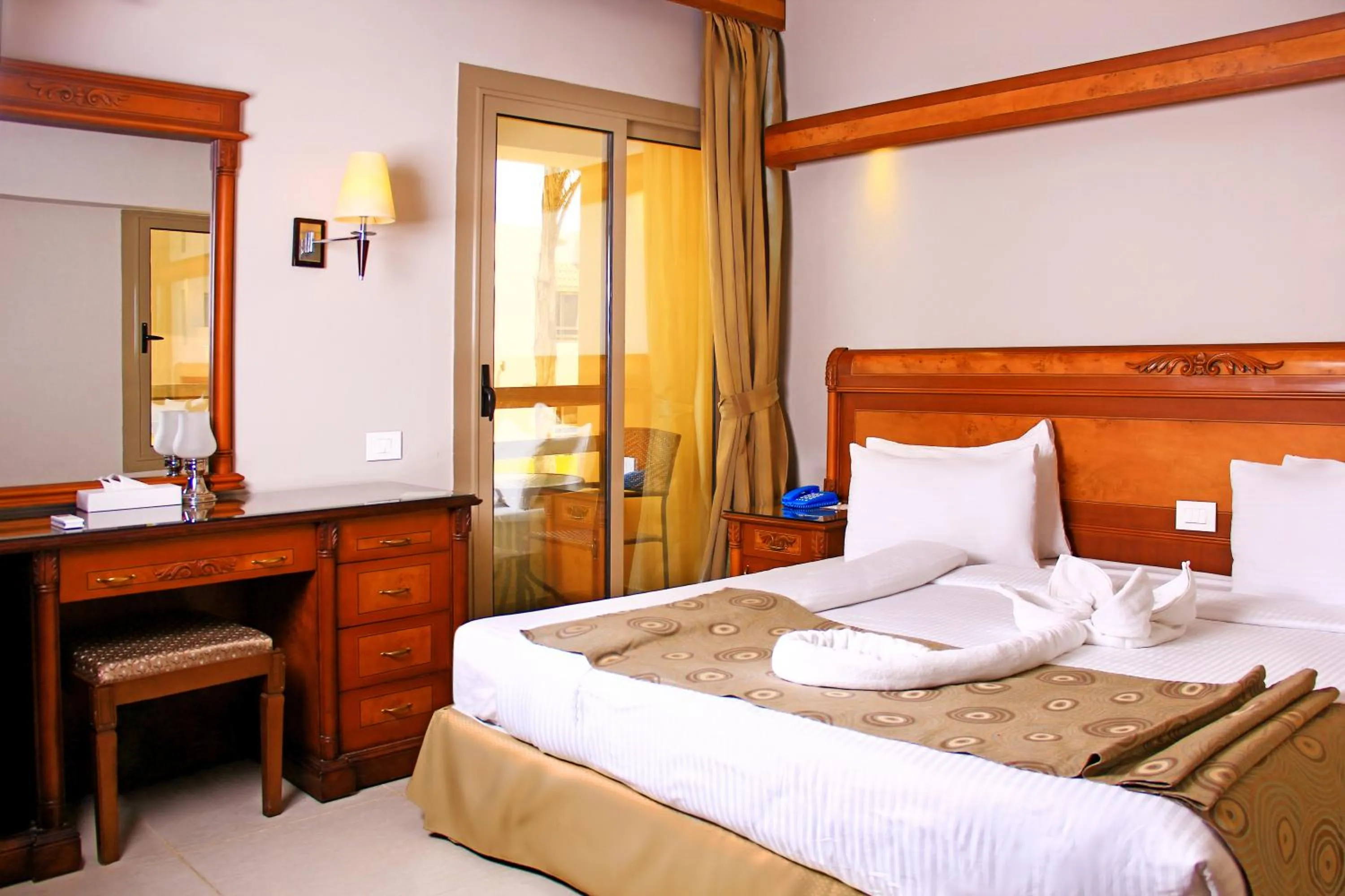 Bedroom in Green Leaves Hotel