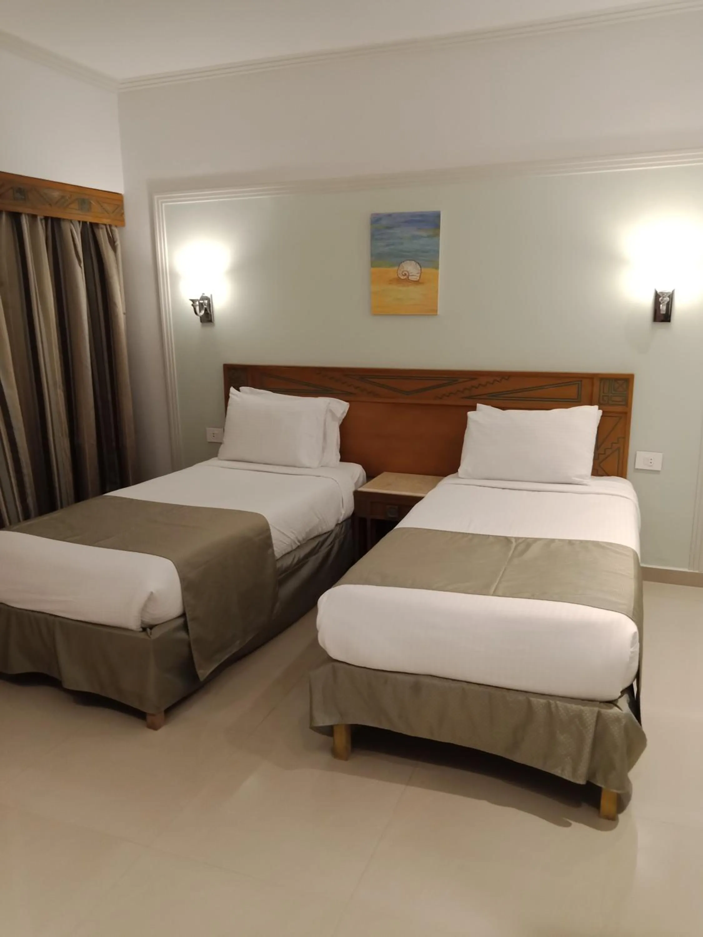 Bedroom in Green Leaves Hotel