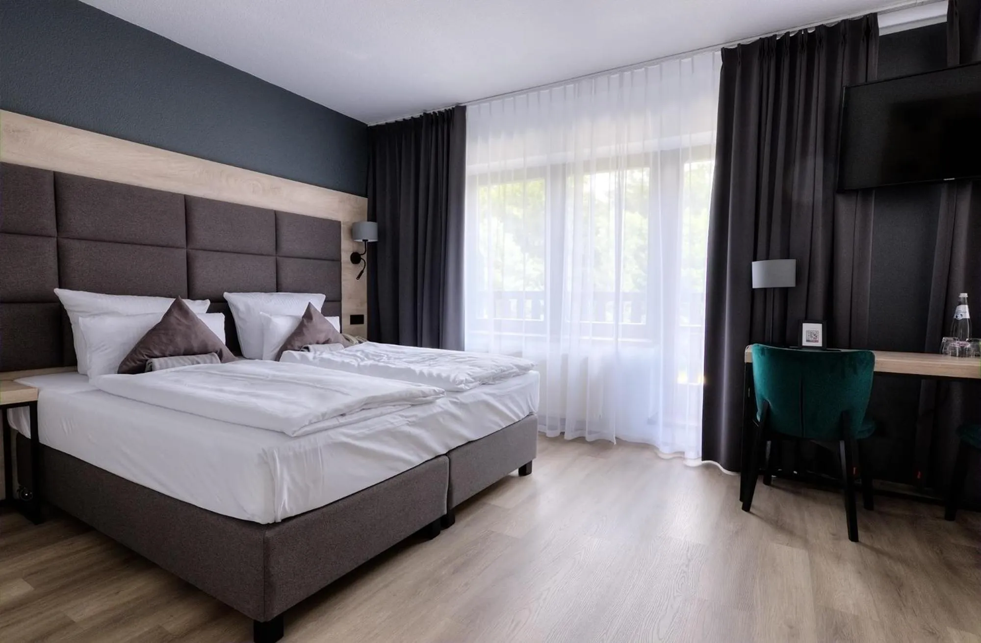 Photo of the whole room, Bed in Waldhotel Wandlitz