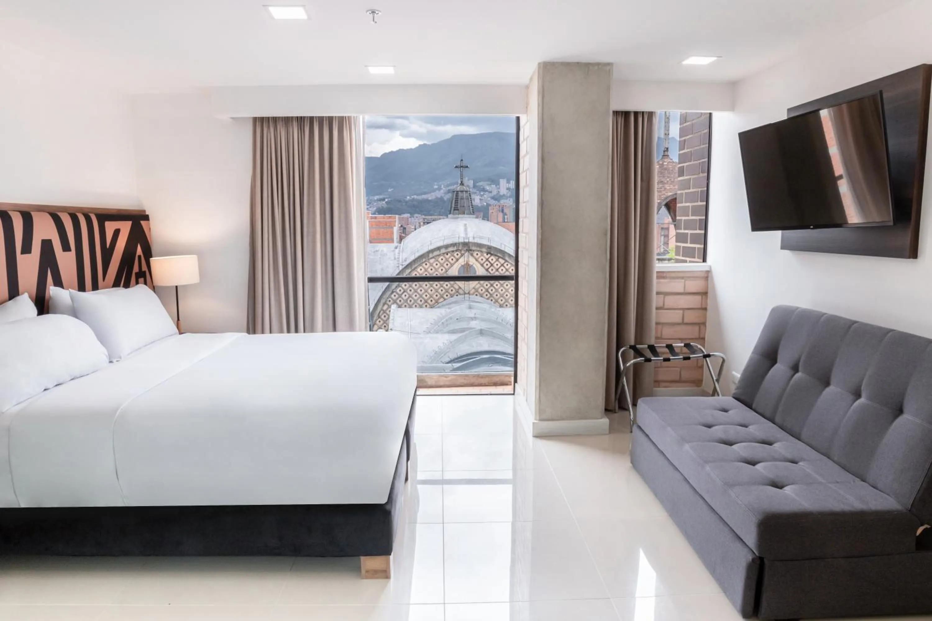 Photo of the whole room, Bed in Origen Local Suites