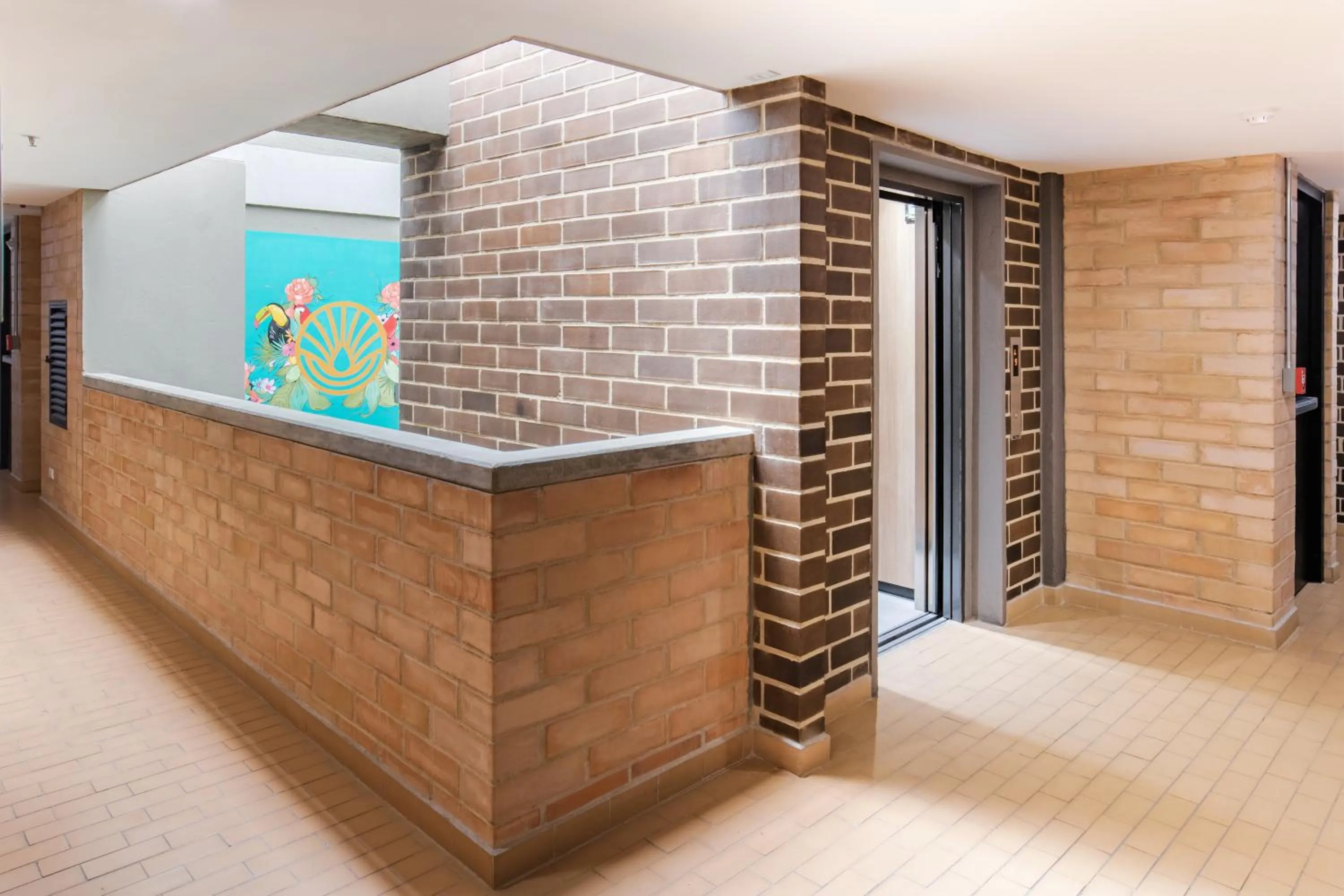 elevator in Origen Local Suites