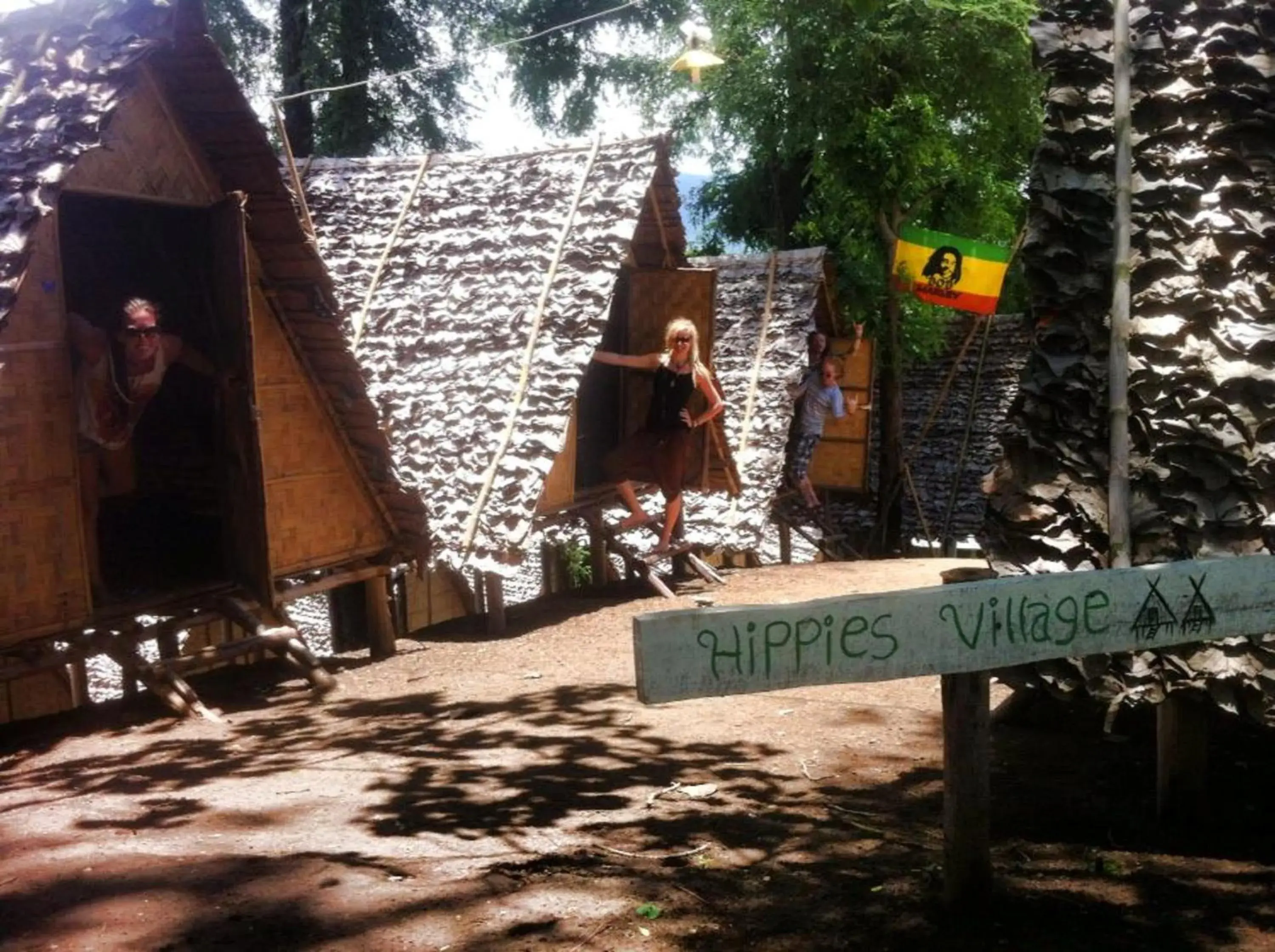 Facade/entrance in Pai circus hostel Facade/entrance in Pai circus hostel