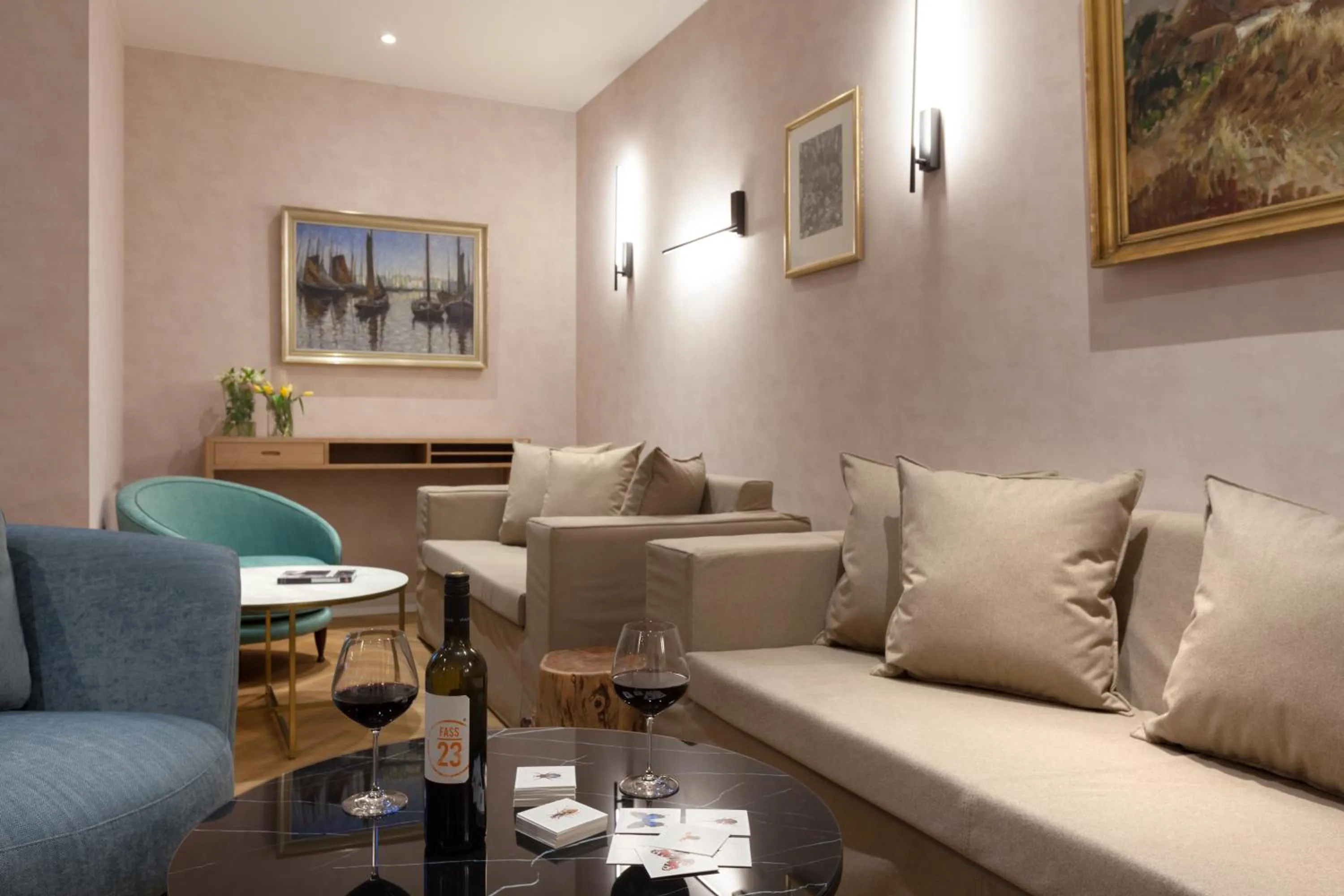 Lobby or reception in Vju Hotel Rügen