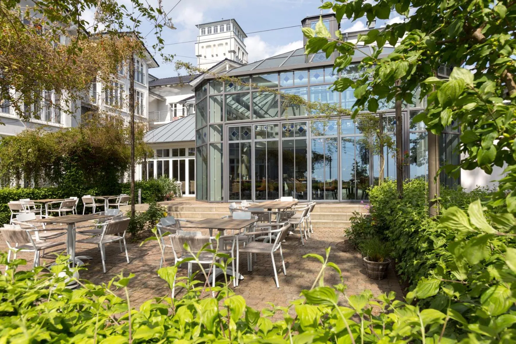 Restaurant/places to eat in Vju Hotel Rügen