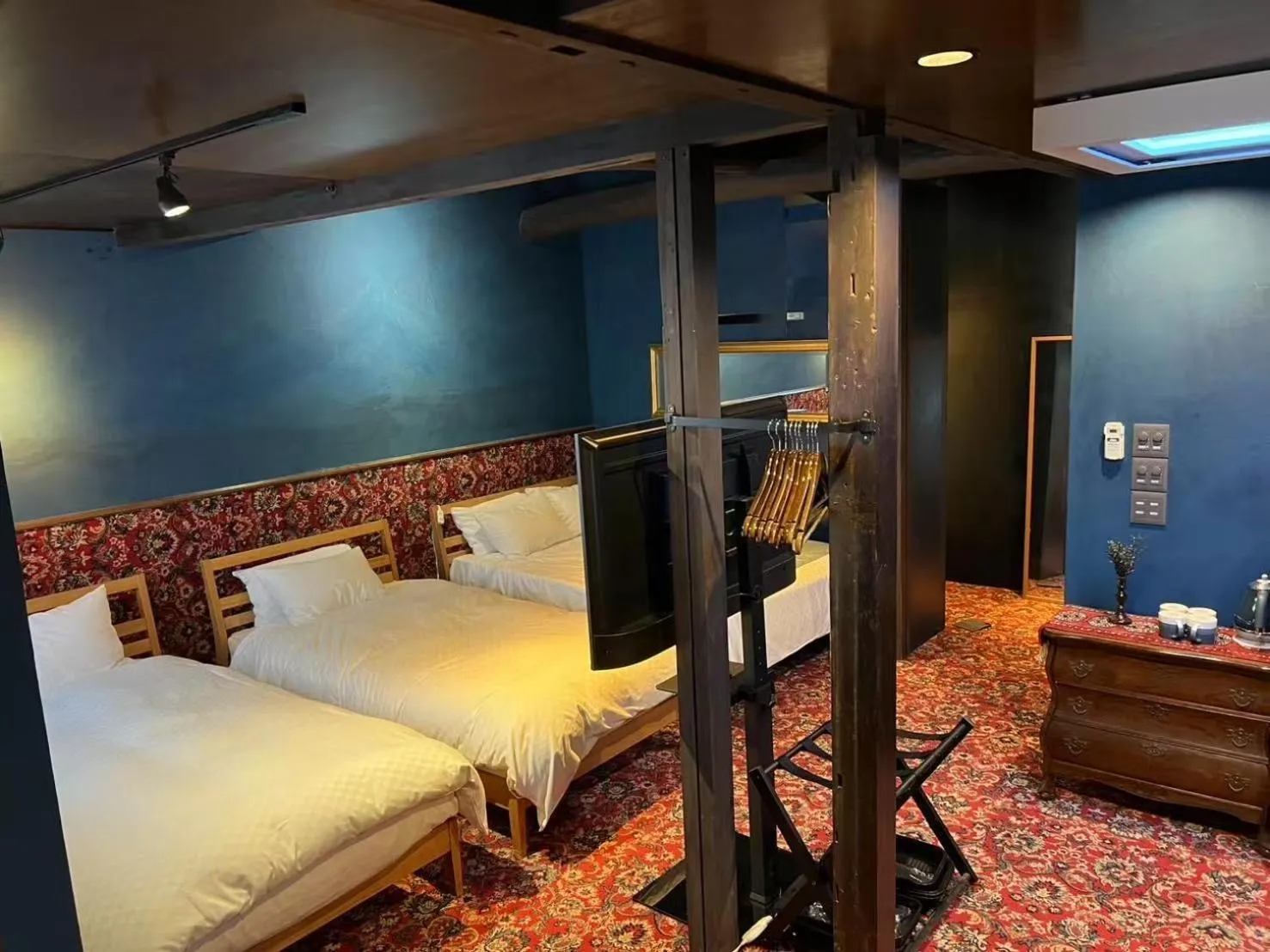 Bed in HOTEL Clam Chowder