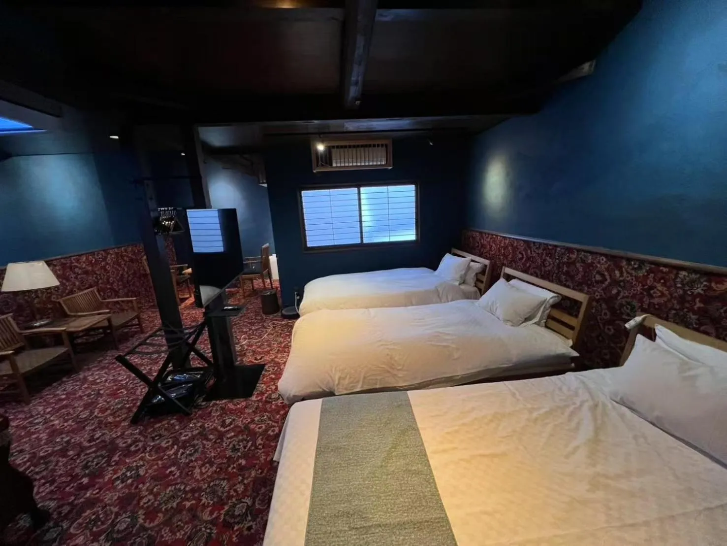 Bed in HOTEL Clam Chowder