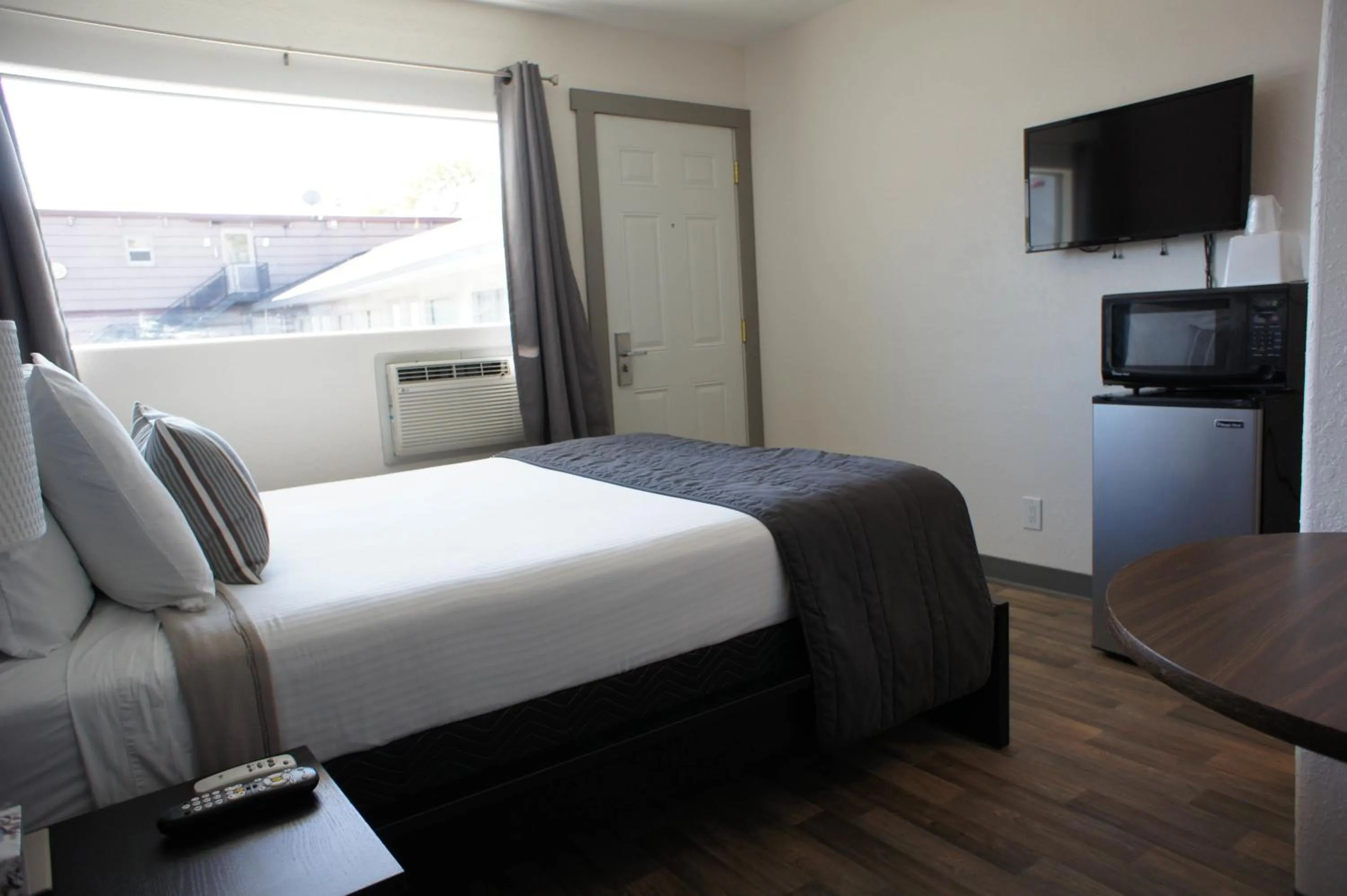 Bed in City Center Motel