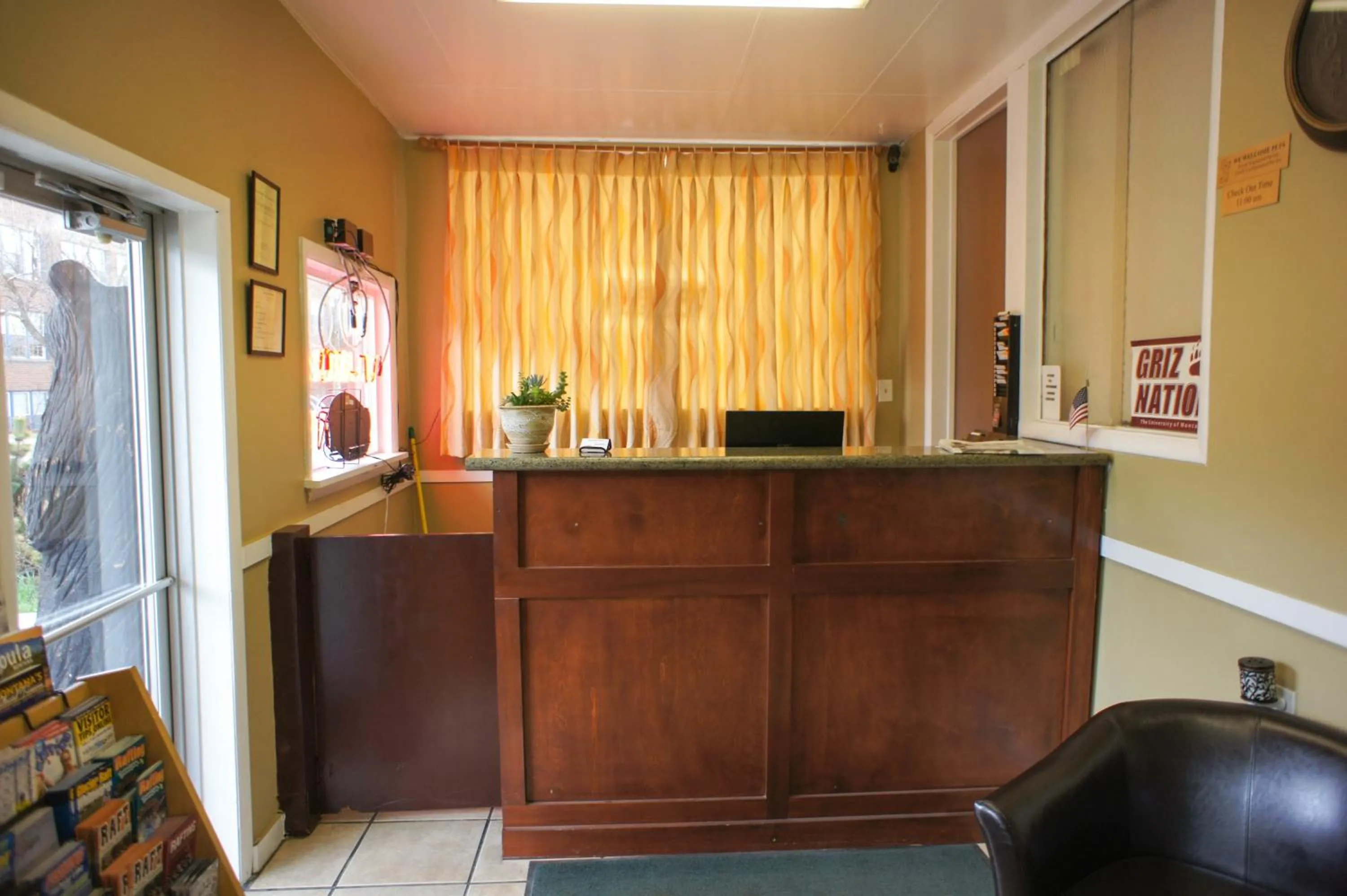 Lobby or reception in City Center Motel