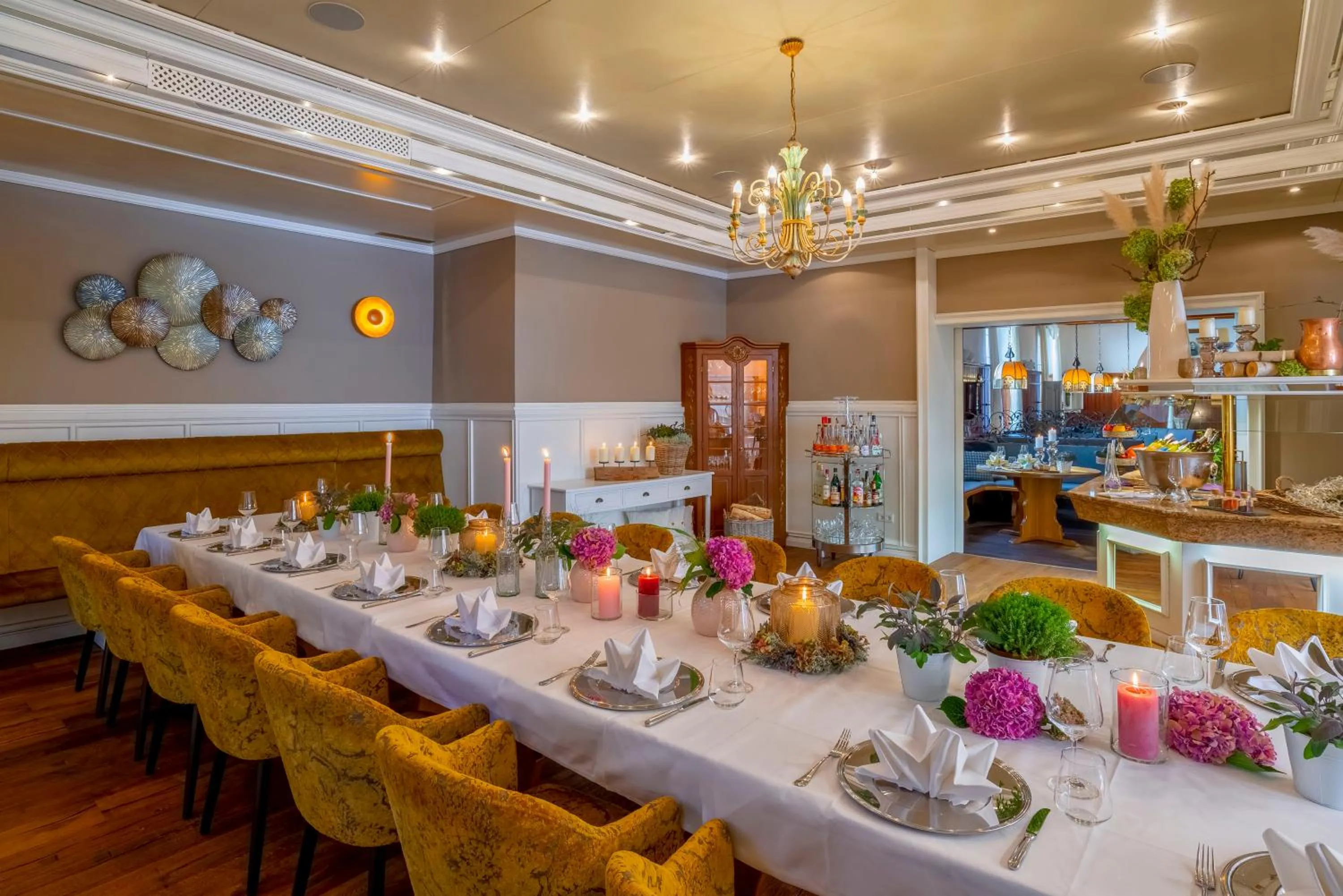 Restaurant/places to eat in Hotel Krone