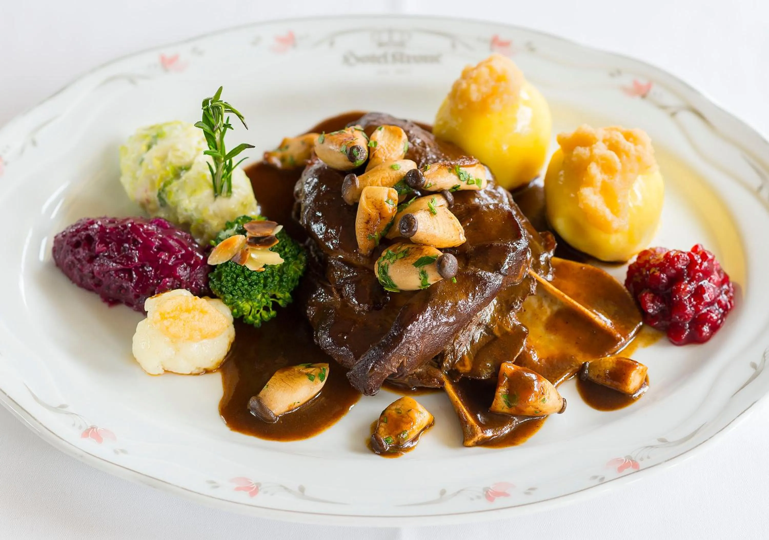 Restaurant/places to eat in Hotel Krone