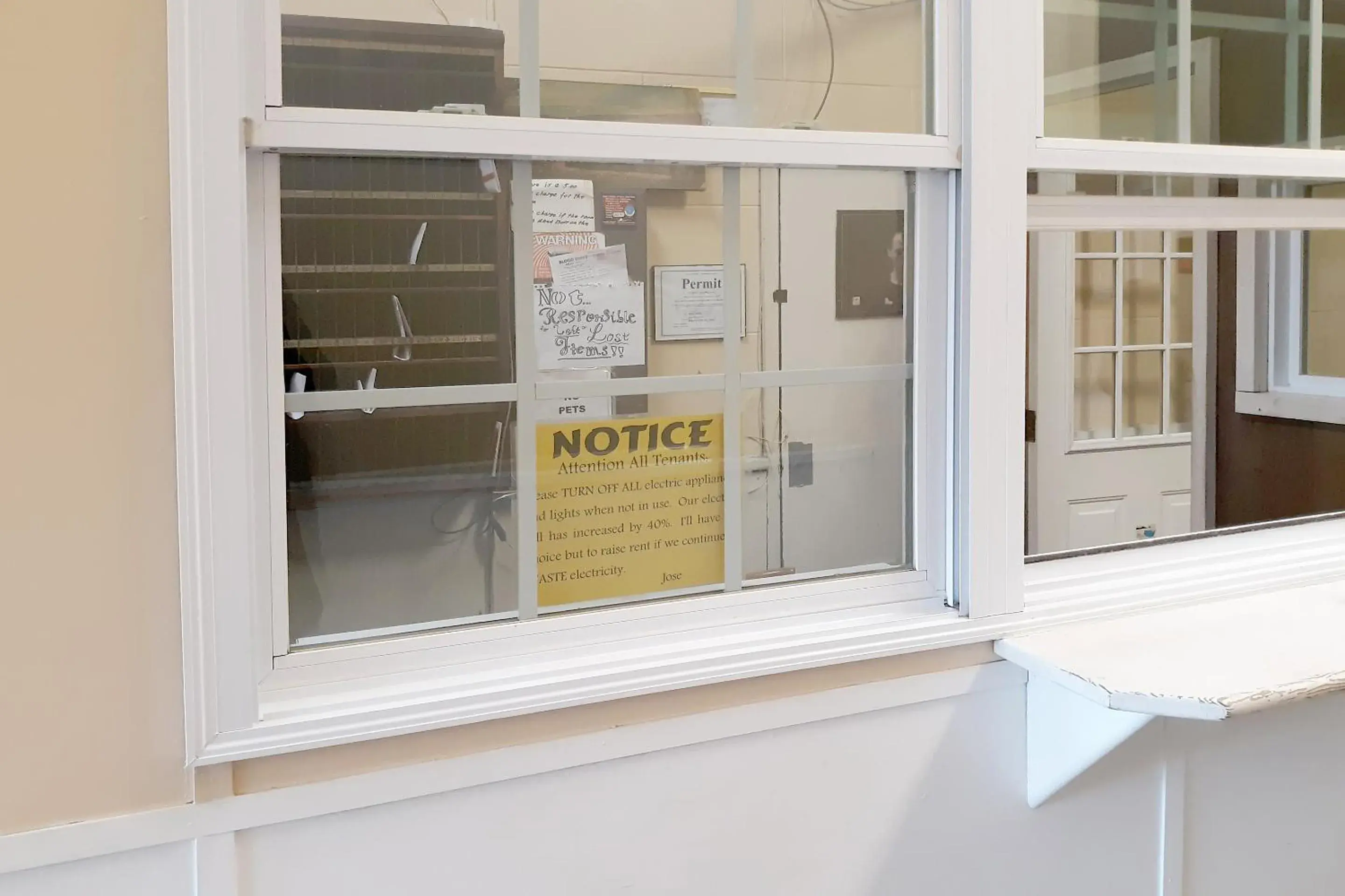 Lobby or reception in OYO Hotel Bradford Main St PA Lobby or reception in OYO Hotel Bradford Main St PA