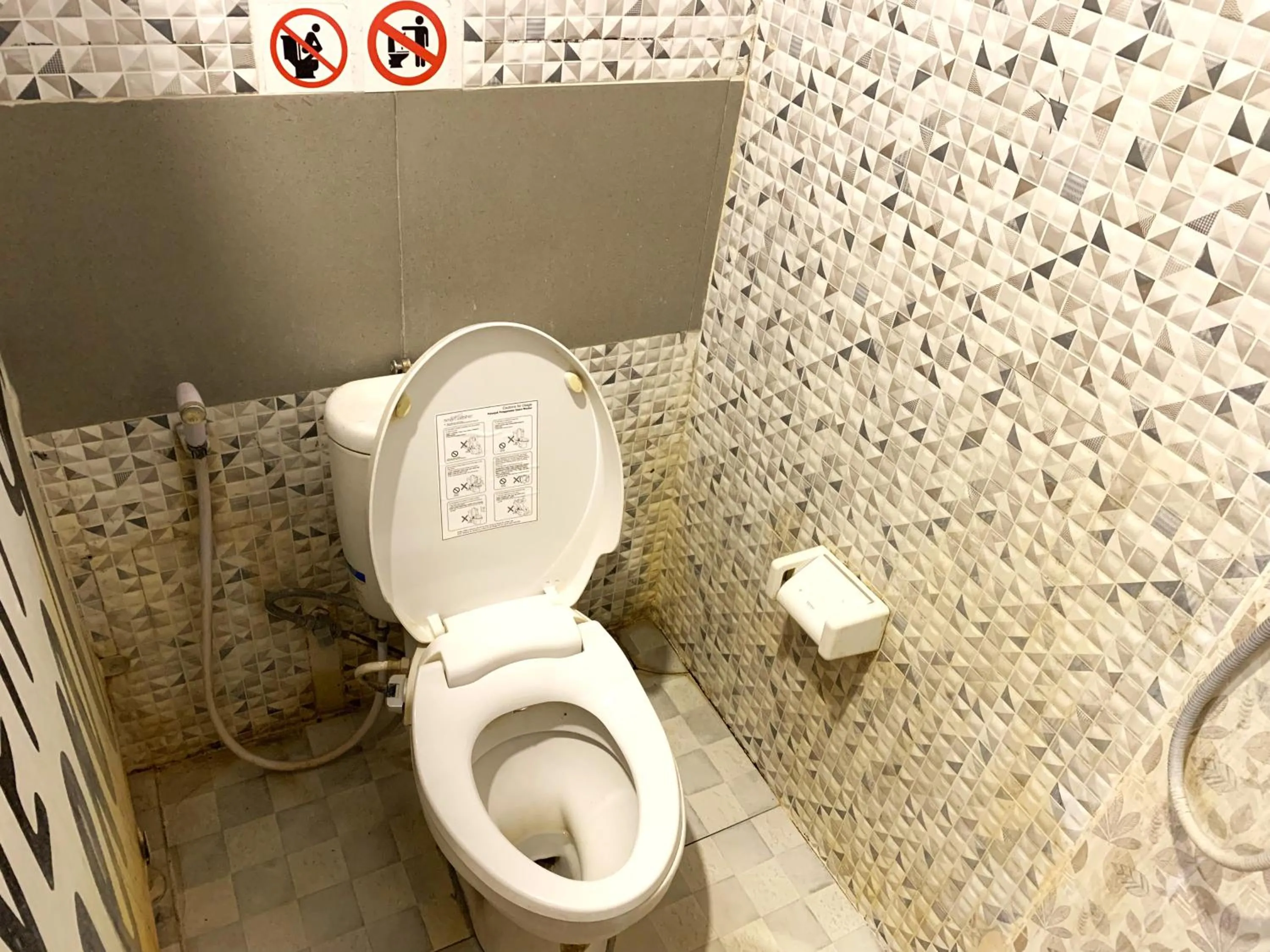 Toilet in Ozora Tiying Tutul Hostel Canggu