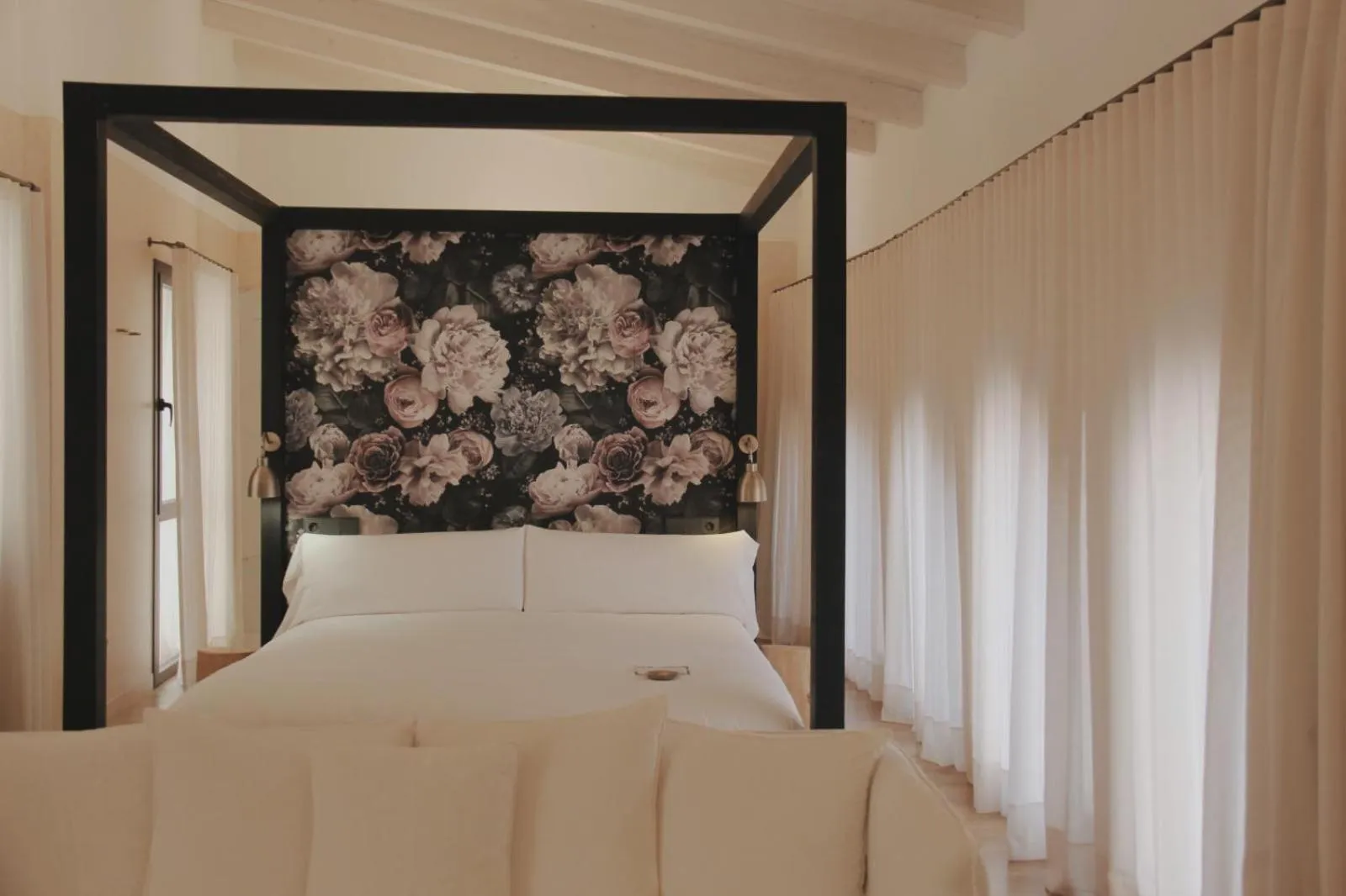 Bed in Hotel Palau Macelli & Spa