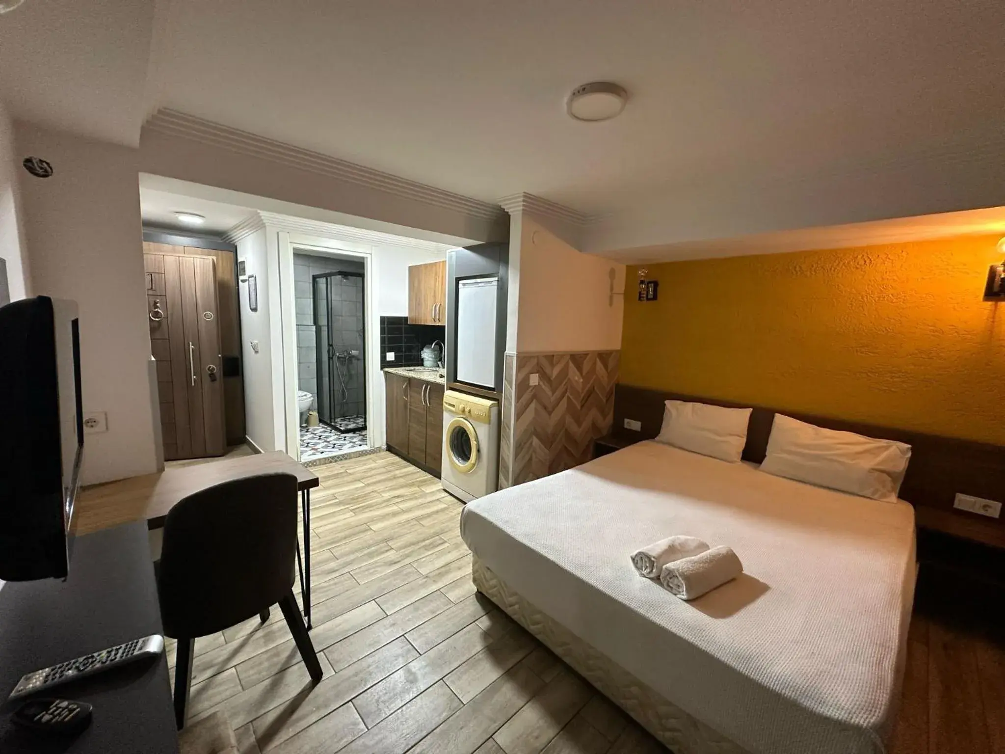Double Room with Private Bathroom in BetaS GuestHouse Double Room with Private Bathroom in BetaS GuestHouse