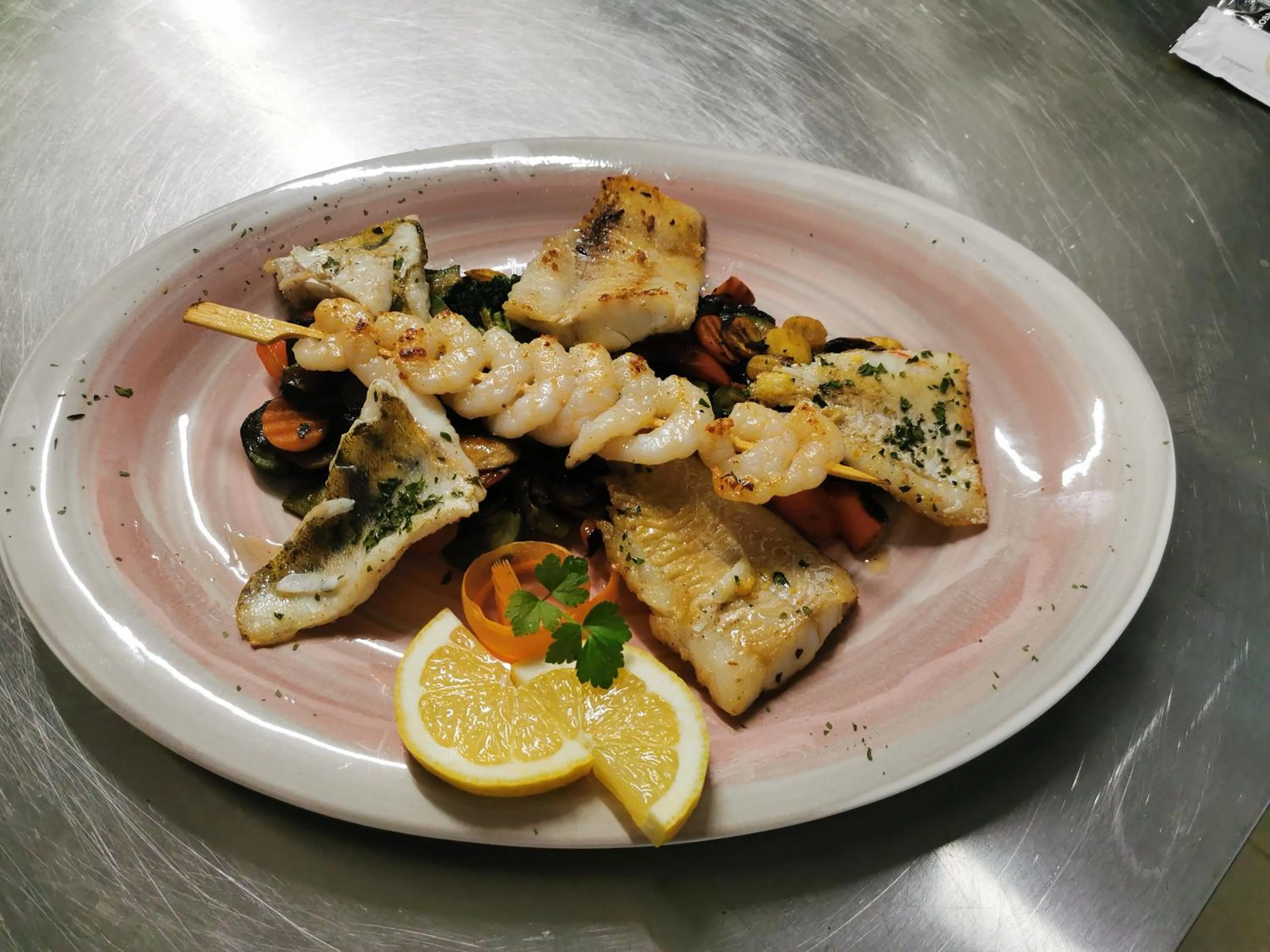 Restaurant/places to eat in Pension Restaurant Luna