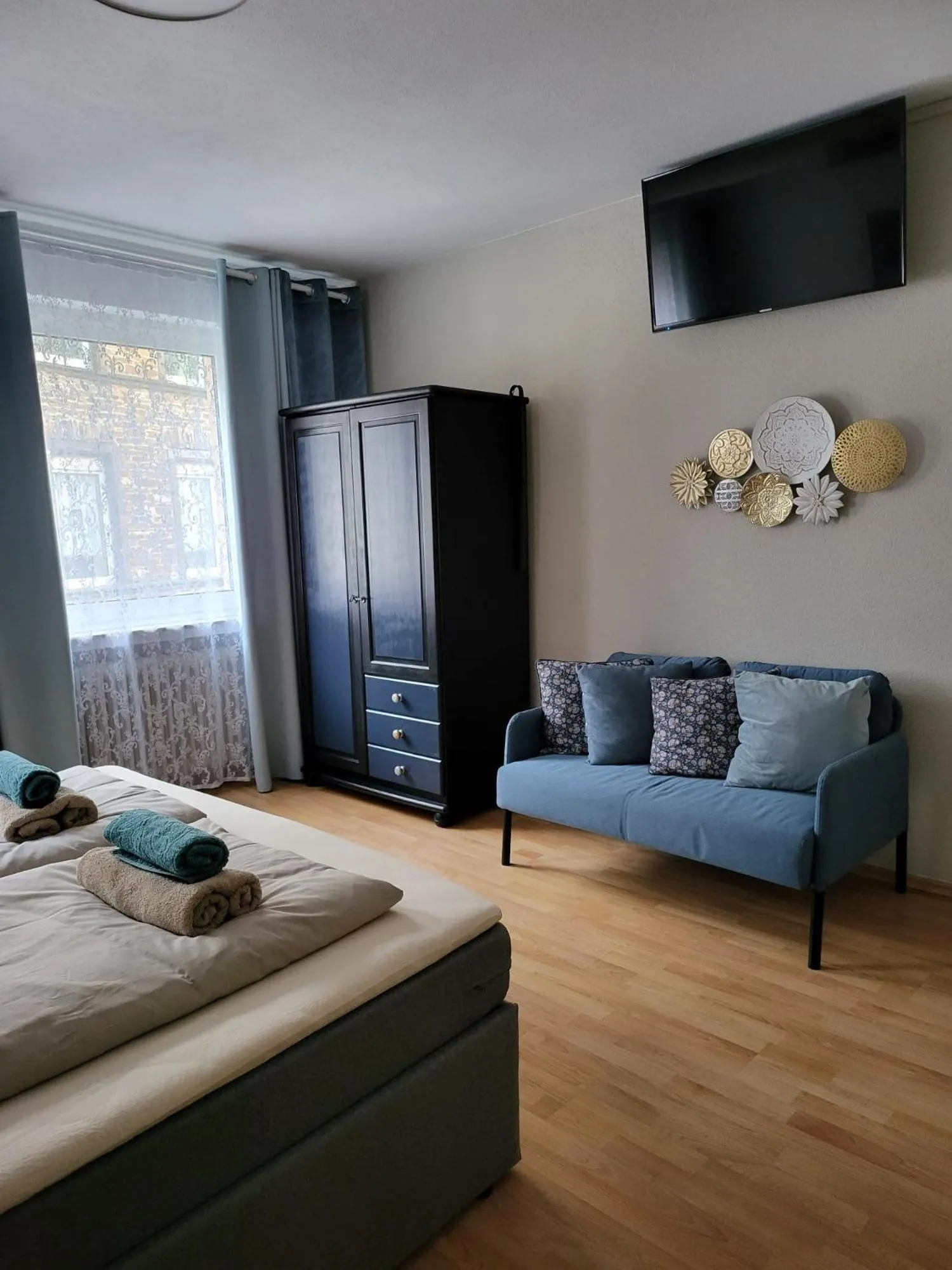 Photo of the whole room, Bed in Pension Restaurant Luna