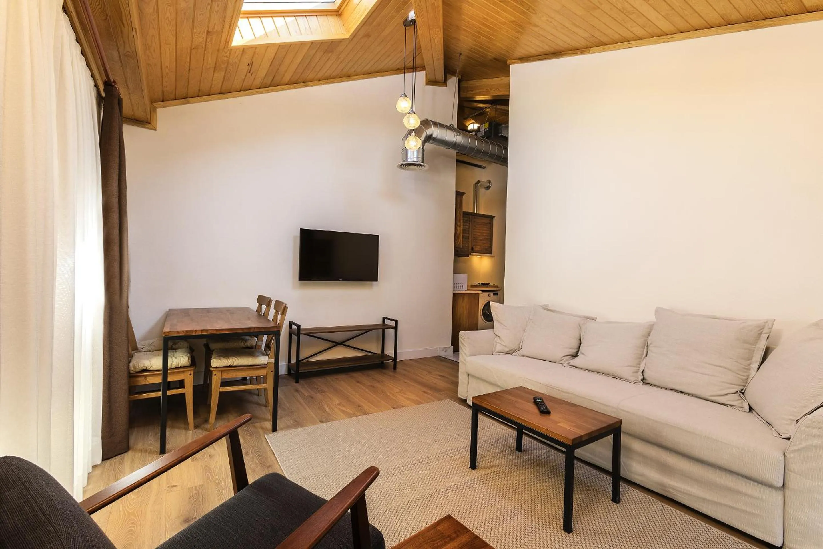 TV and multimedia in The Nomad Inn Old City İstanbul