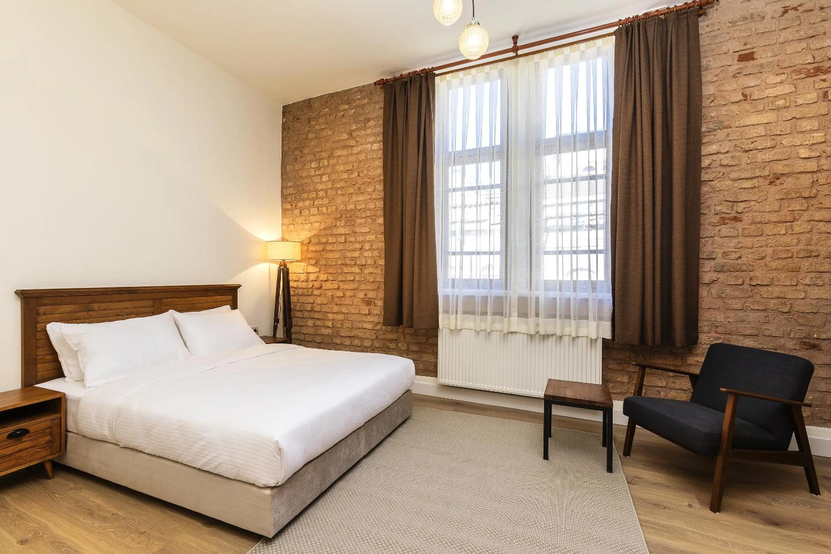 Bed in The Nomad Inn Old City İstanbul