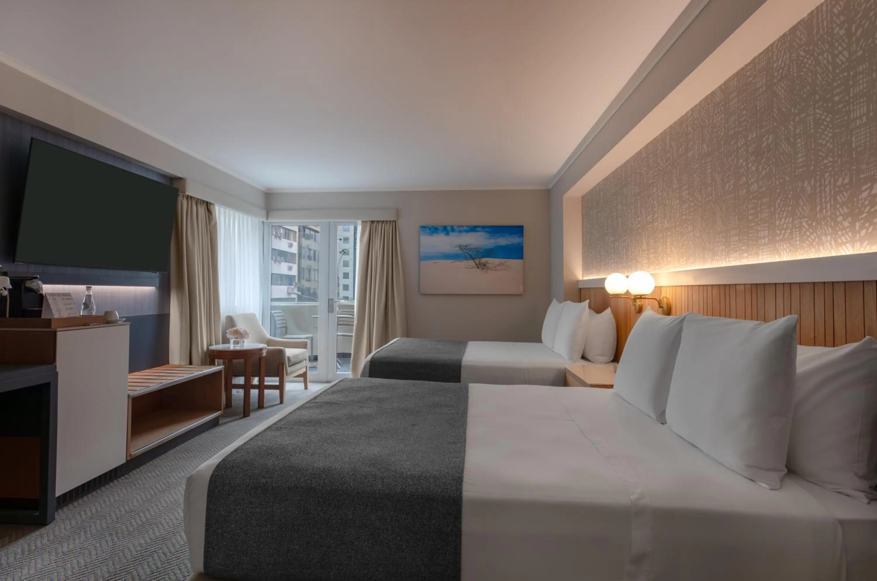 TV and multimedia, Bed in Sonesta Hotel Miraflores