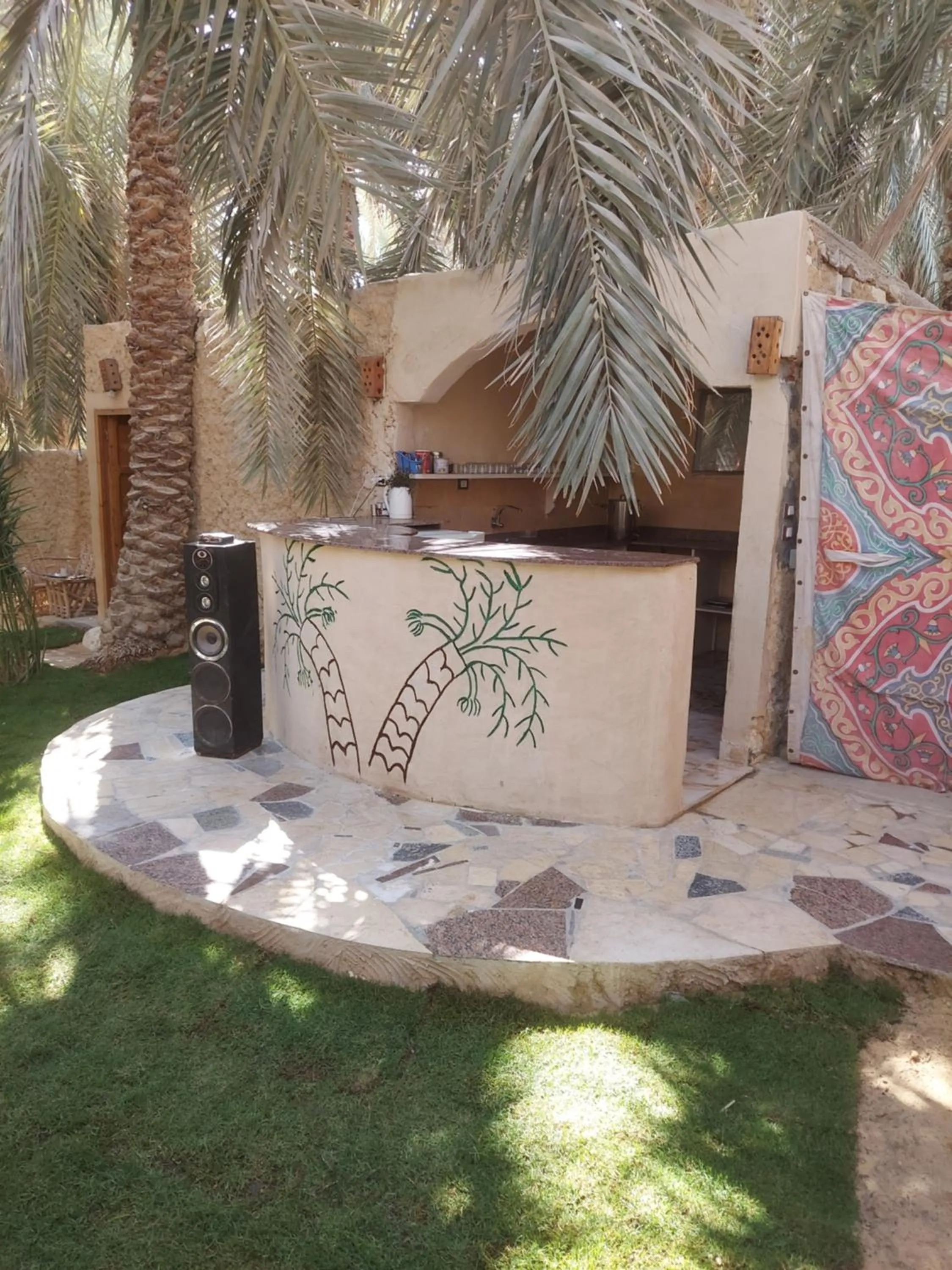 Restaurant/places to eat in Nour El Waha Hotel