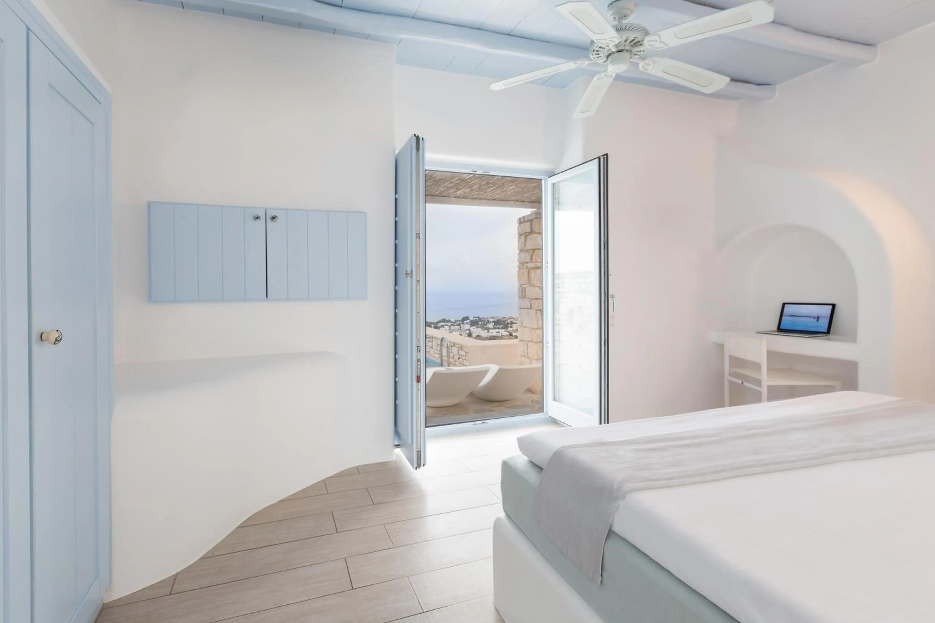 Bedroom, Bed in Calme Boutique Hotel - Adults Only