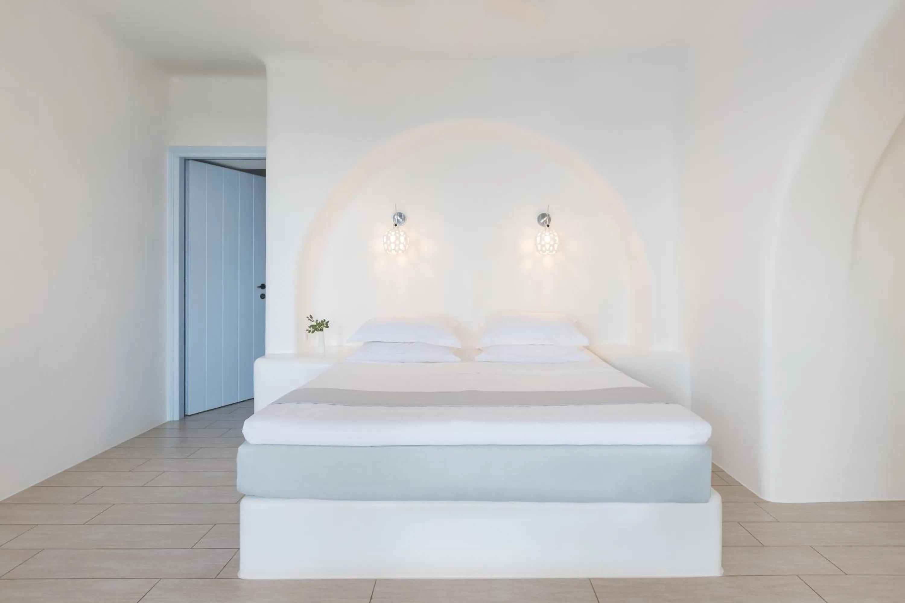 Bedroom, Bed in Calme Boutique Hotel - Adults Only