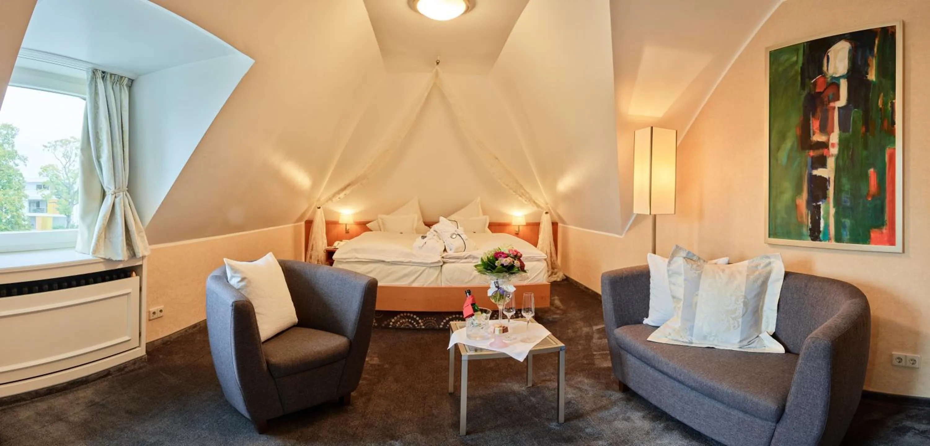 Photo of the whole room in Hotel Villa Hügel