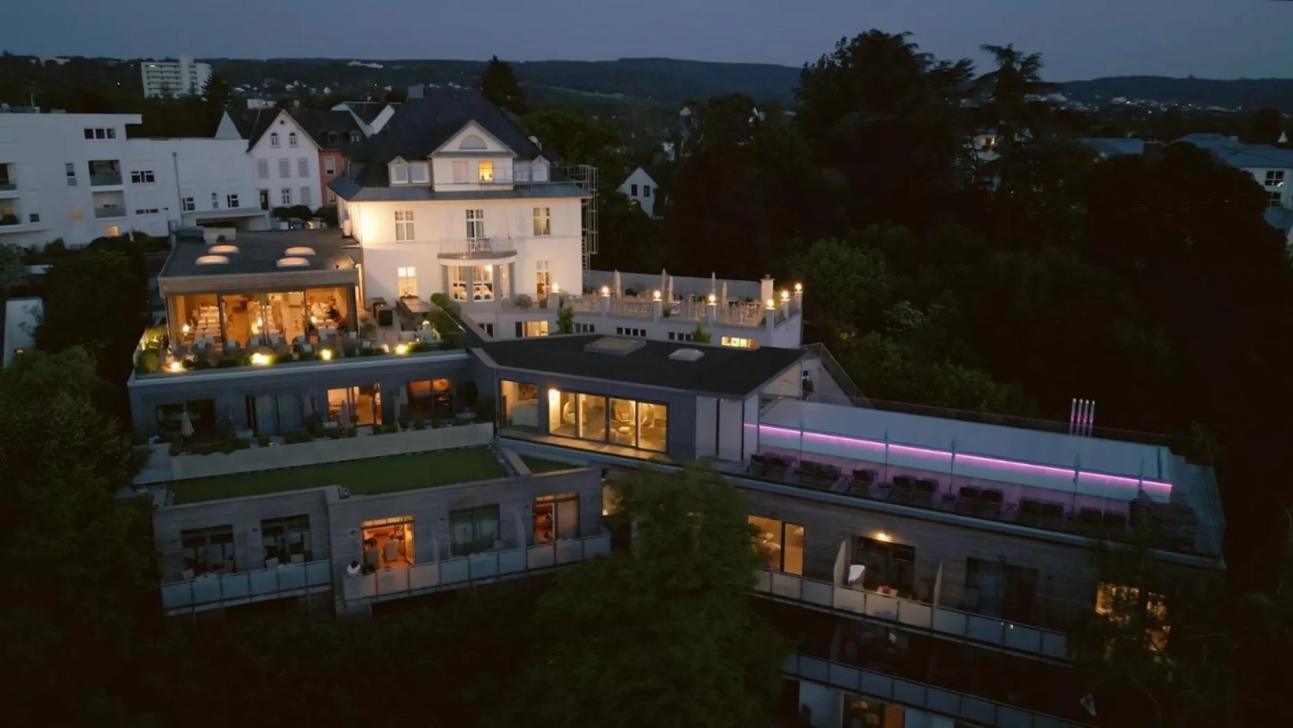 Property building in Hotel Villa Hügel