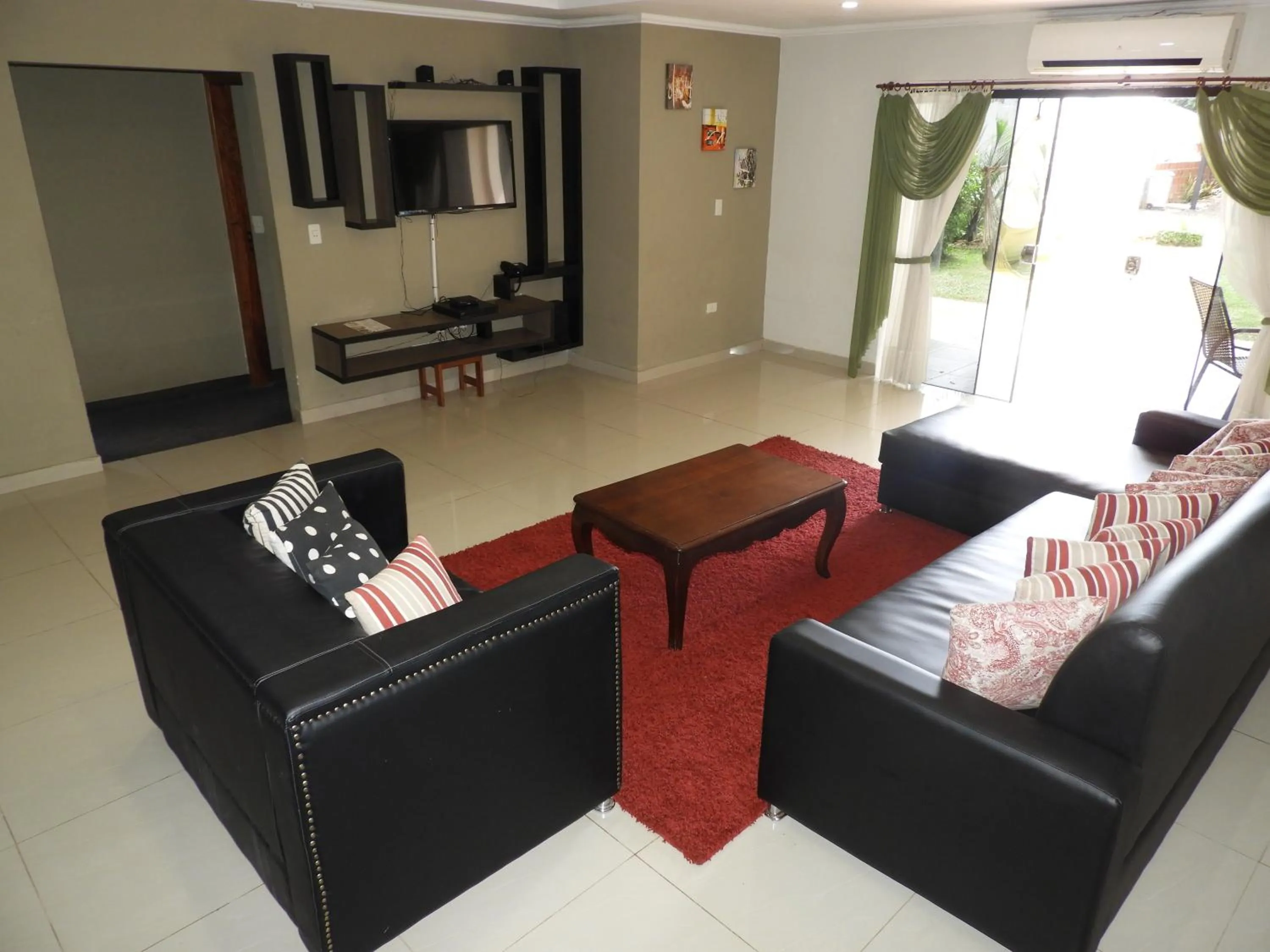 TV and multimedia in Hotel Puesta del Sol by Nobile