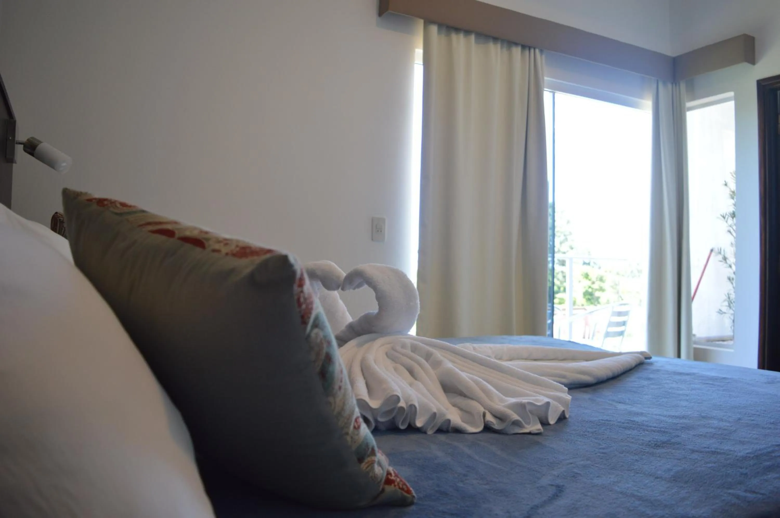 Bed in Hotel Puesta del Sol by Nobile