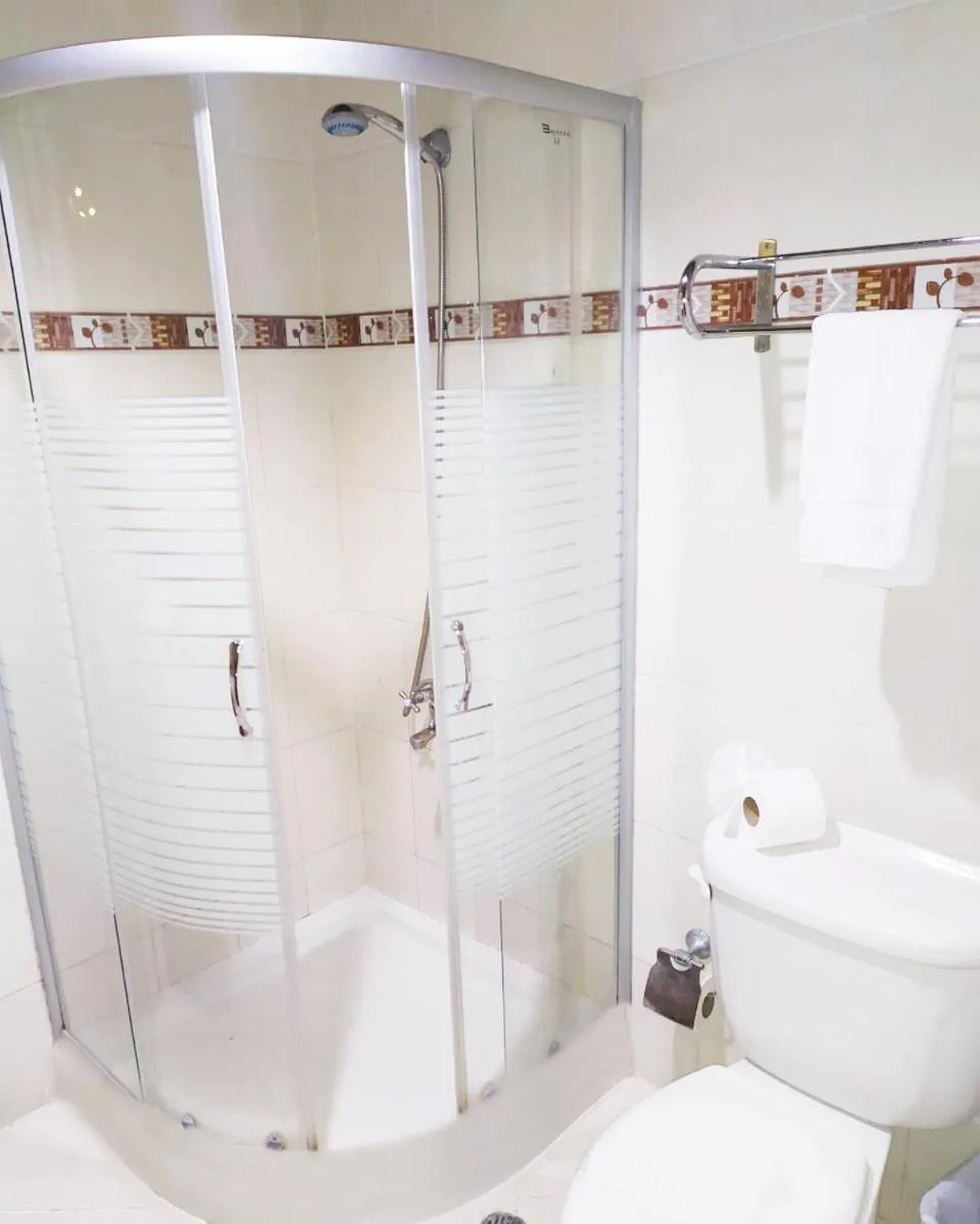 Shower in Matum Hotel & Casino