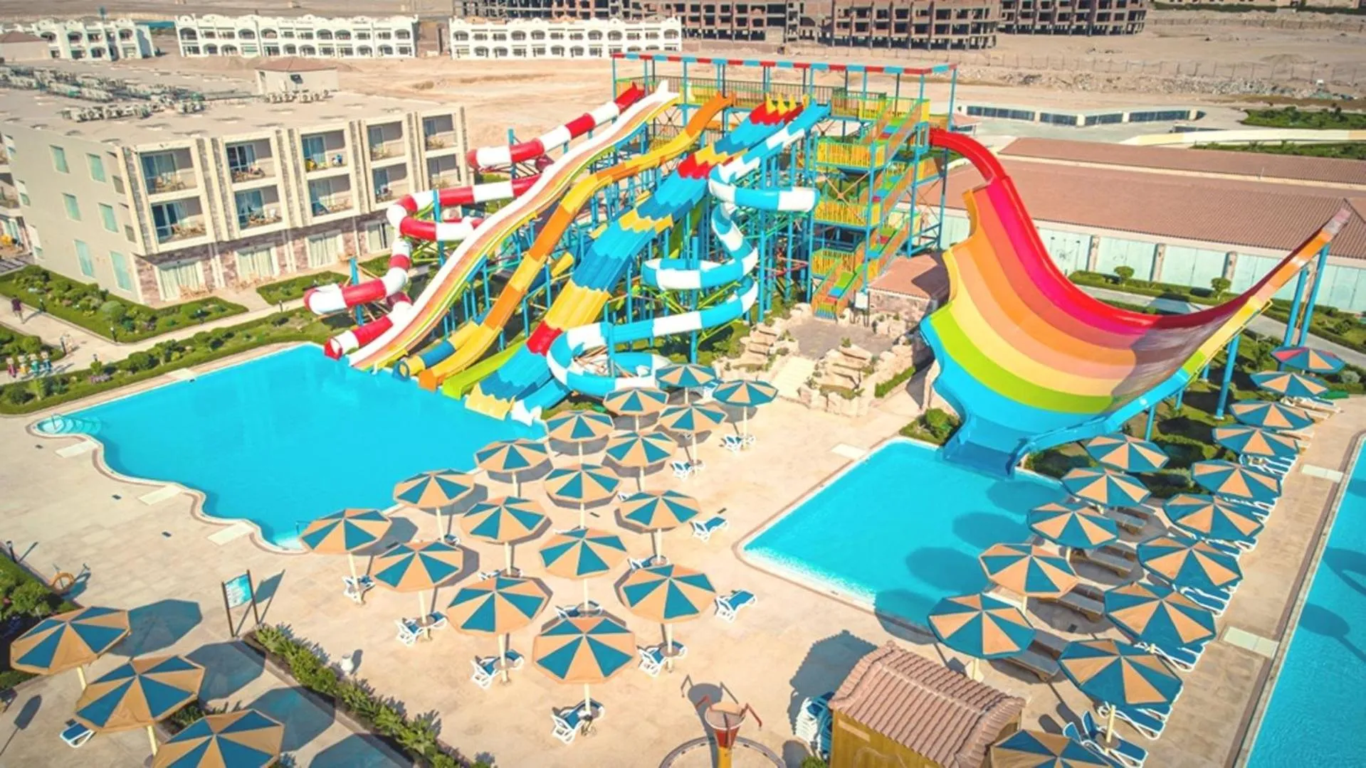 Aqua park in Hawaii Paradise Aqua Park Resort - Families and Couples Only