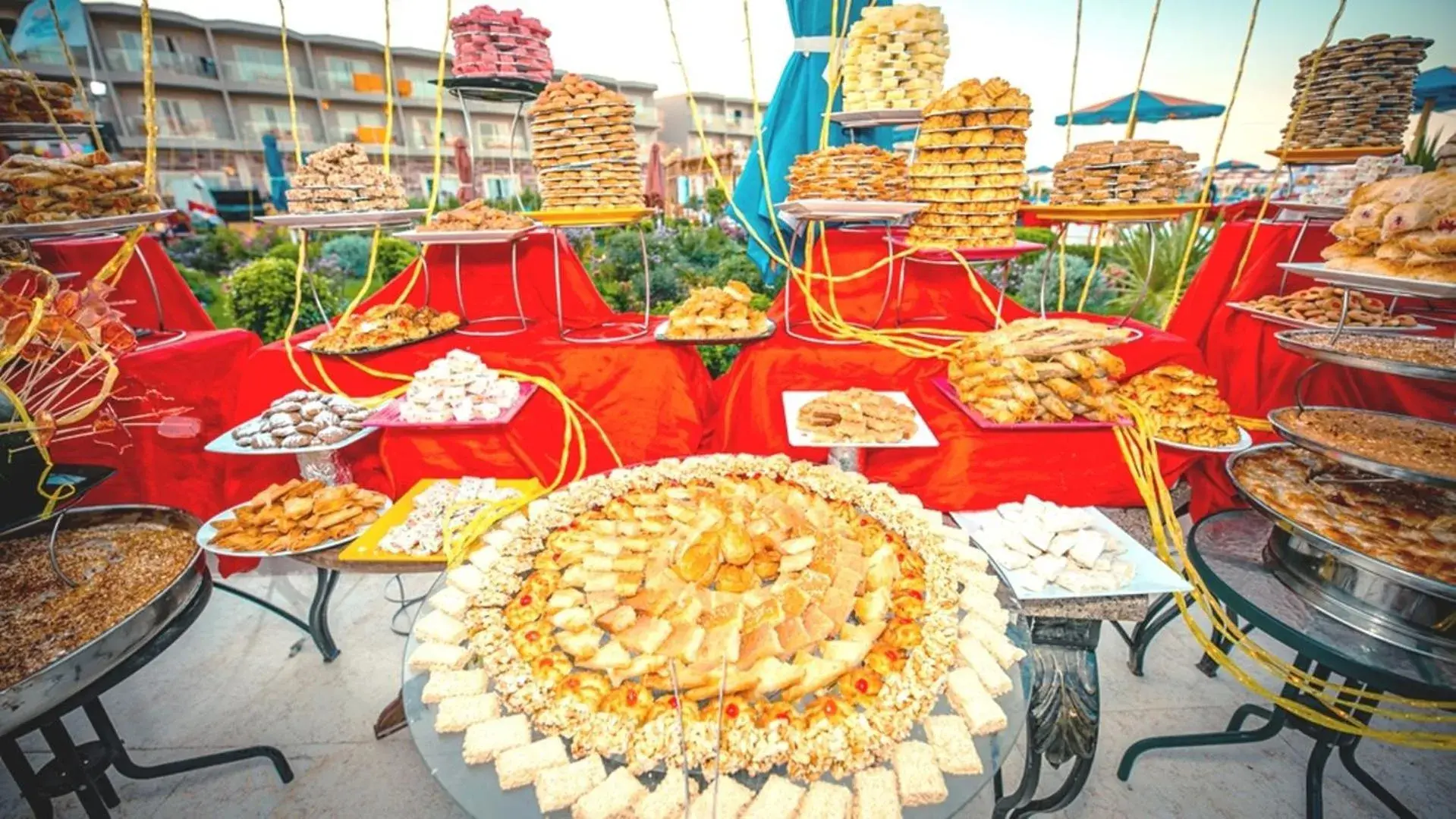 Food in Hawaii Paradise Aqua Park Resort - Families and Couples Only Food in Hawaii Paradise Aqua Park Resort - Families and Couples Only