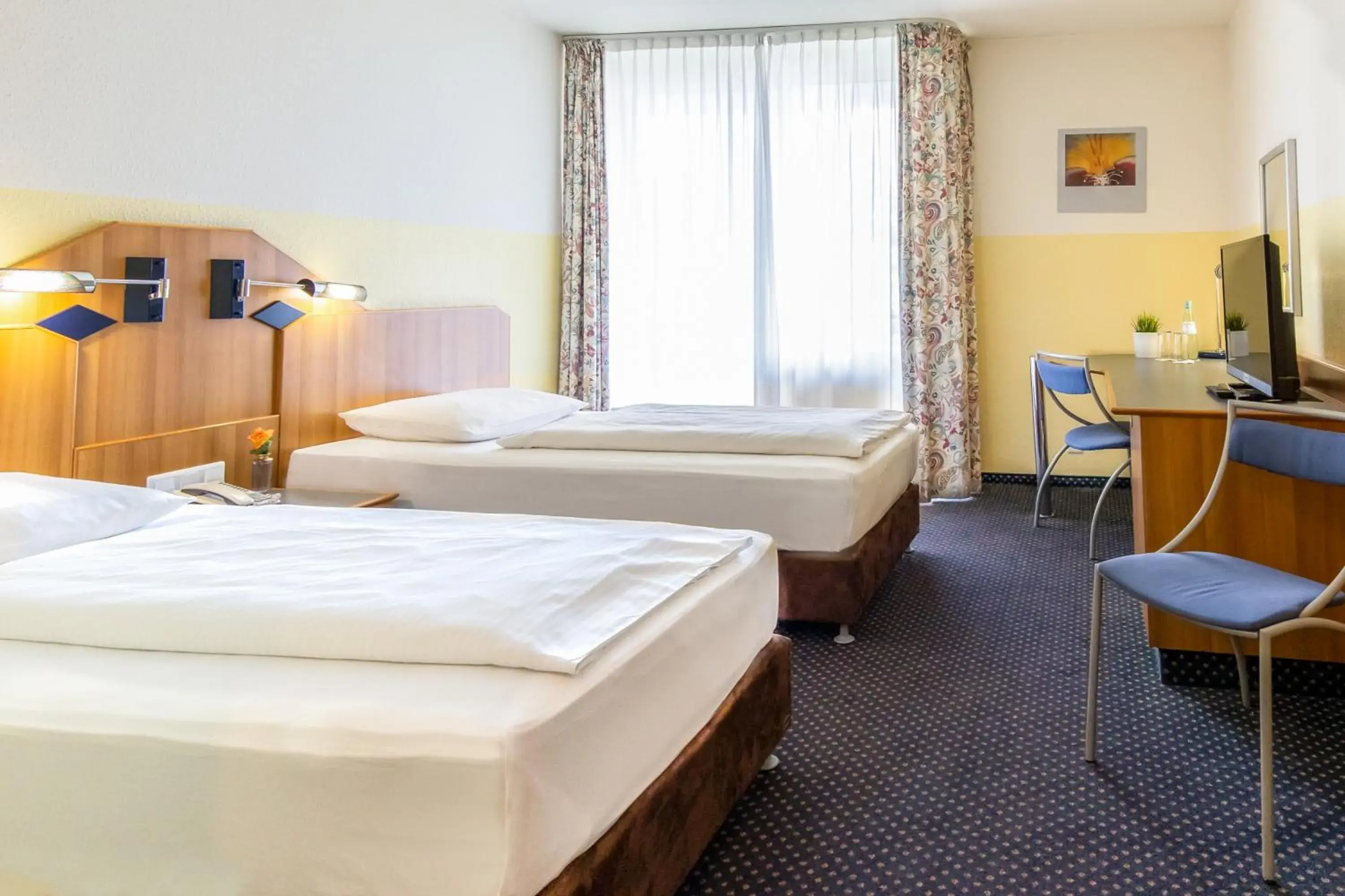 Classic Twin Room in Hotel Residenz Pforzheim Classic Twin Room in Hotel Residenz Pforzheim