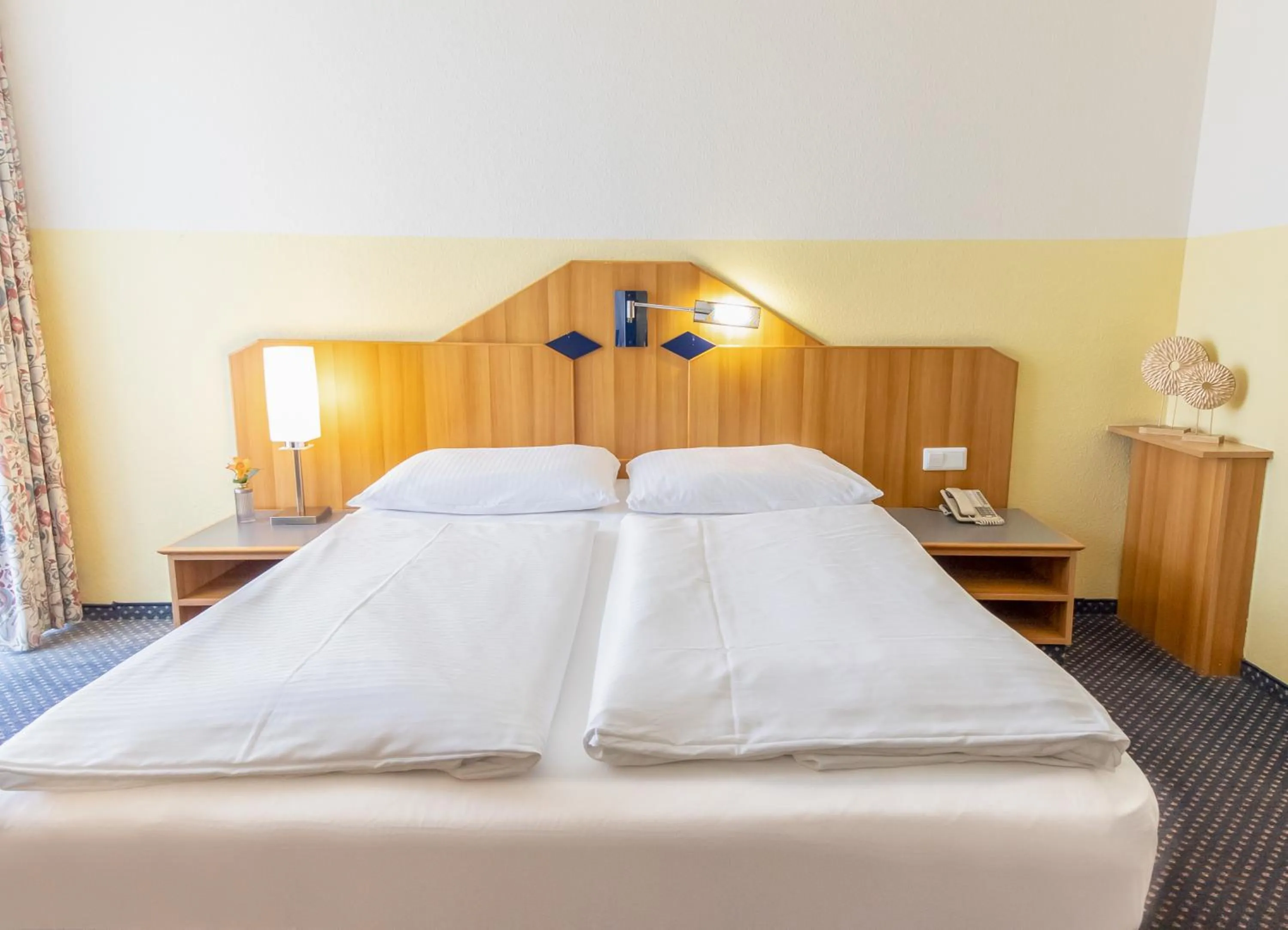 Bed in Hotel Residenz Pforzheim