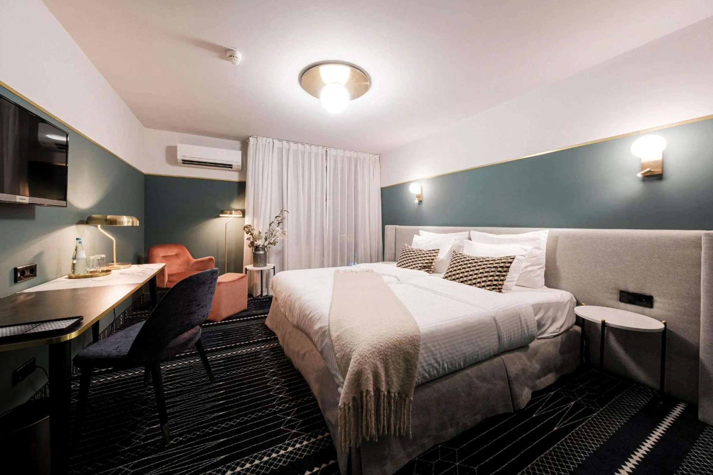 Bed in Mercure Hotel Pforzheim