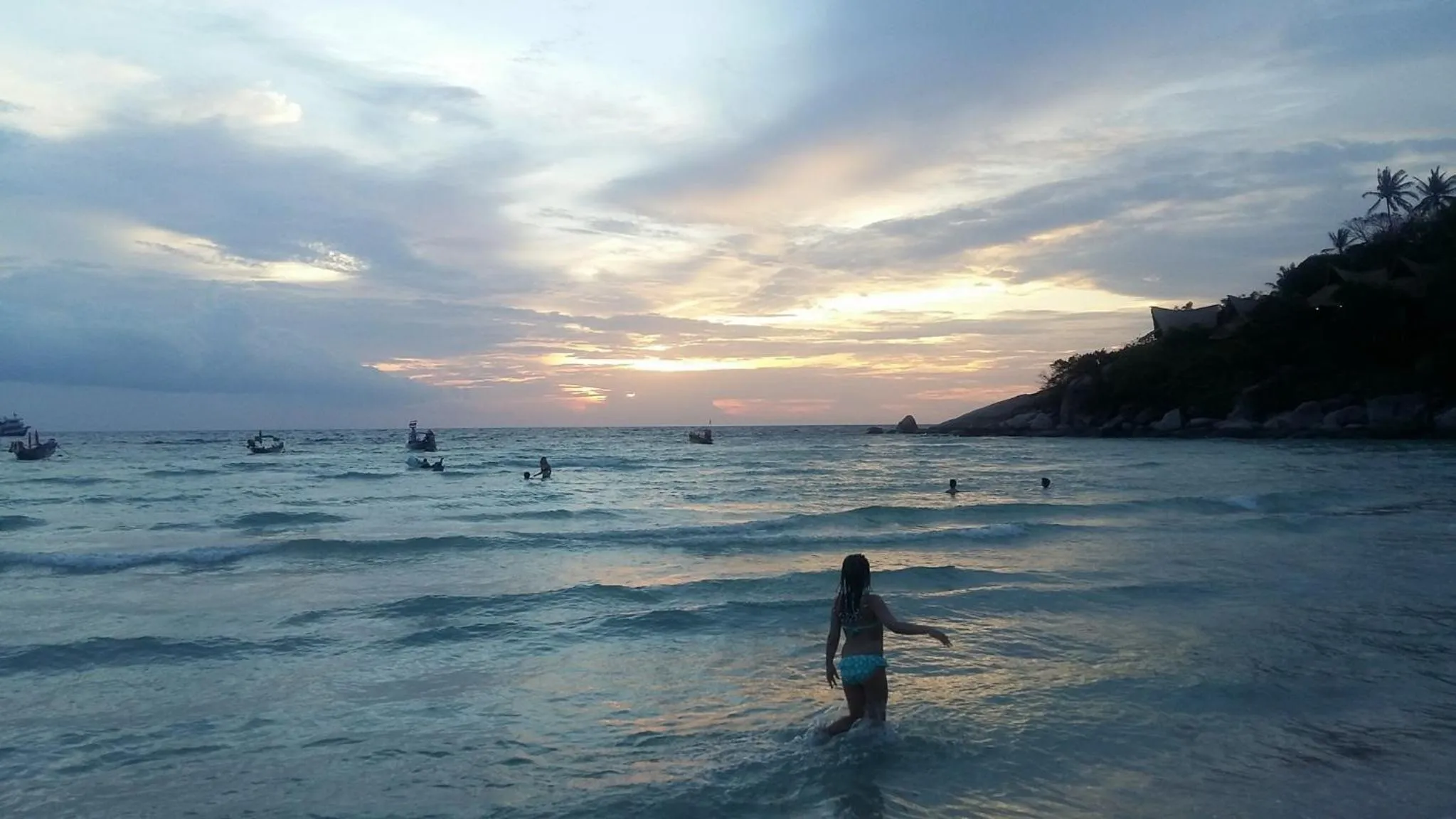People in Bow Thong Beach Resort