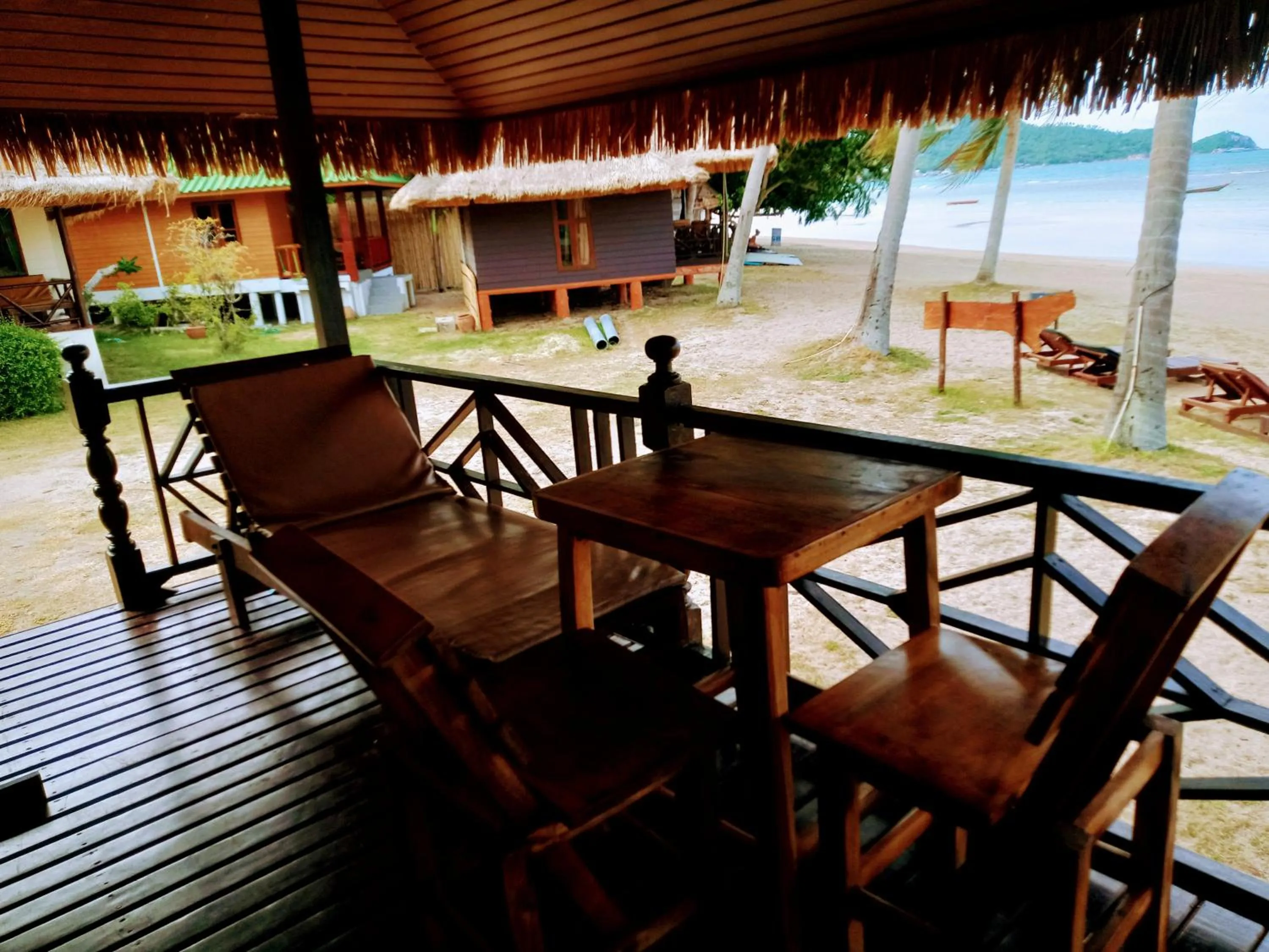 Bow Thong Beach Resort